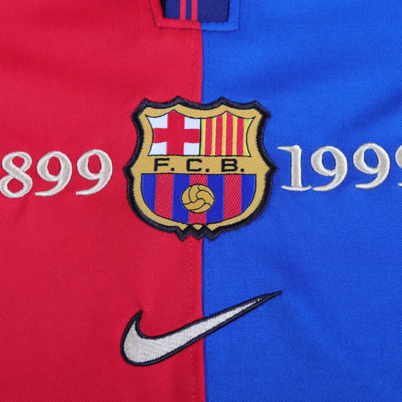 Retro Barcelona 99-00 Home 100th anniversary Kids Kit - UnitedFutballJersey