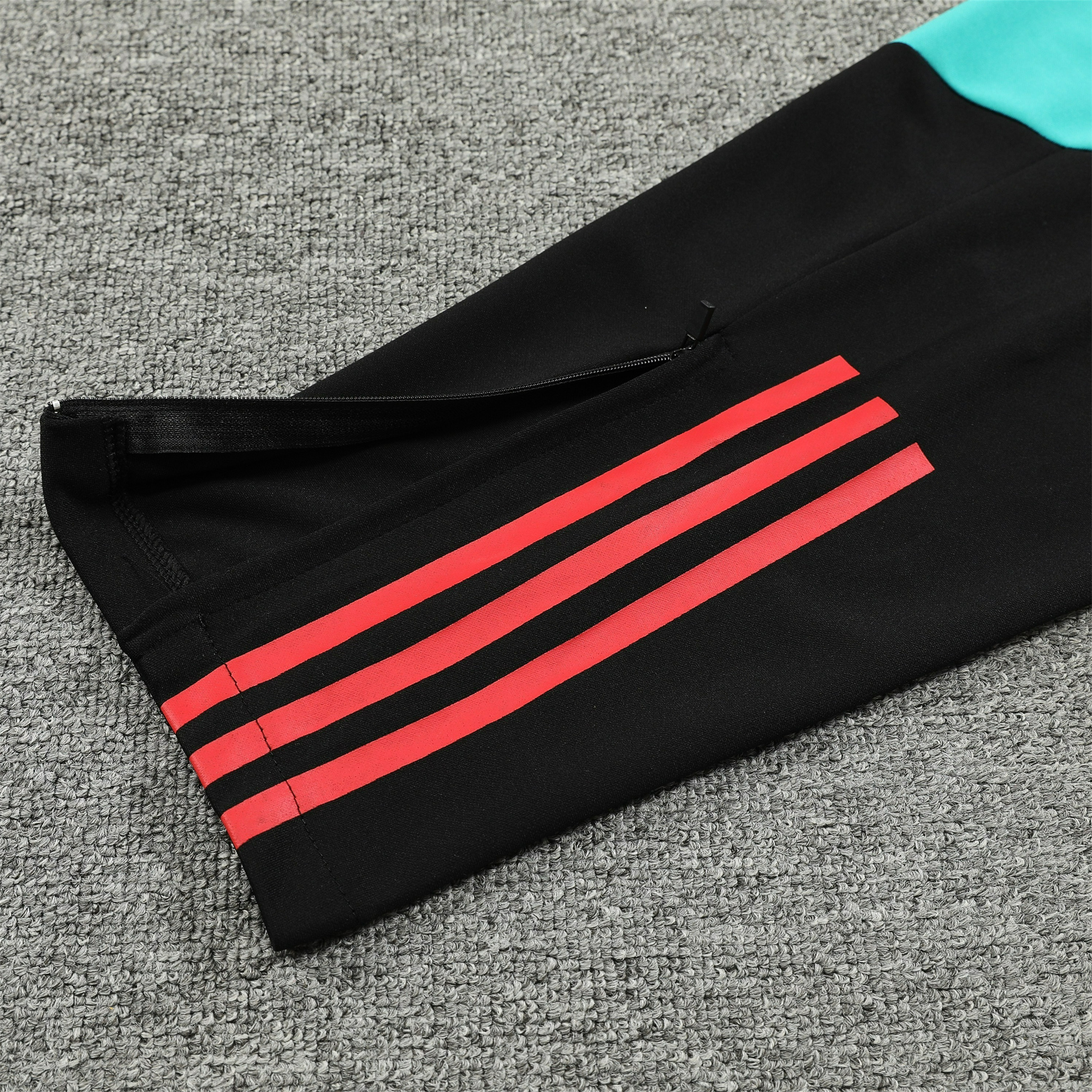 Manchester United 23-24 Long Sleeve Training Set Black - UnitedFutballJersey