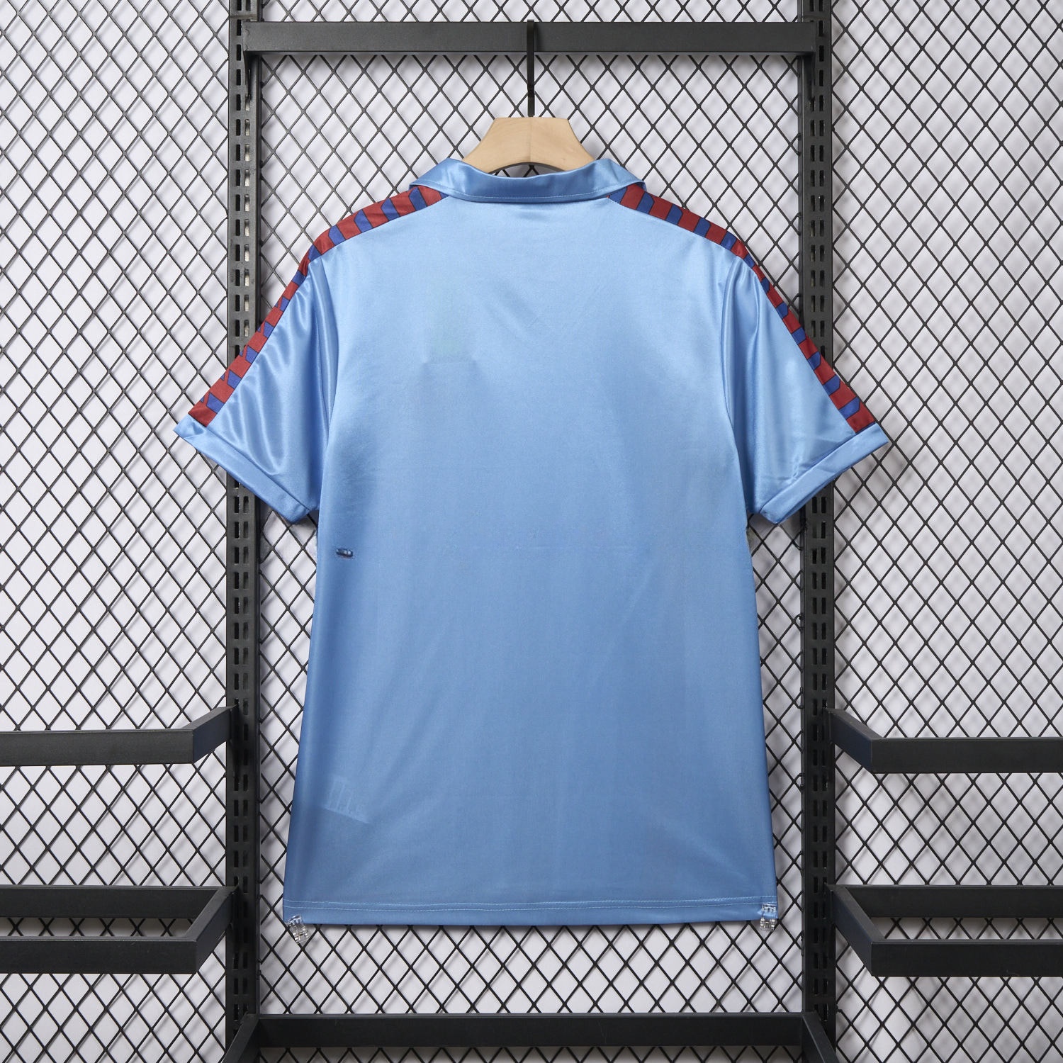 Retro B.A.R.S.A 1982-84 Away Blue Jersey - UnitedFutballJersey