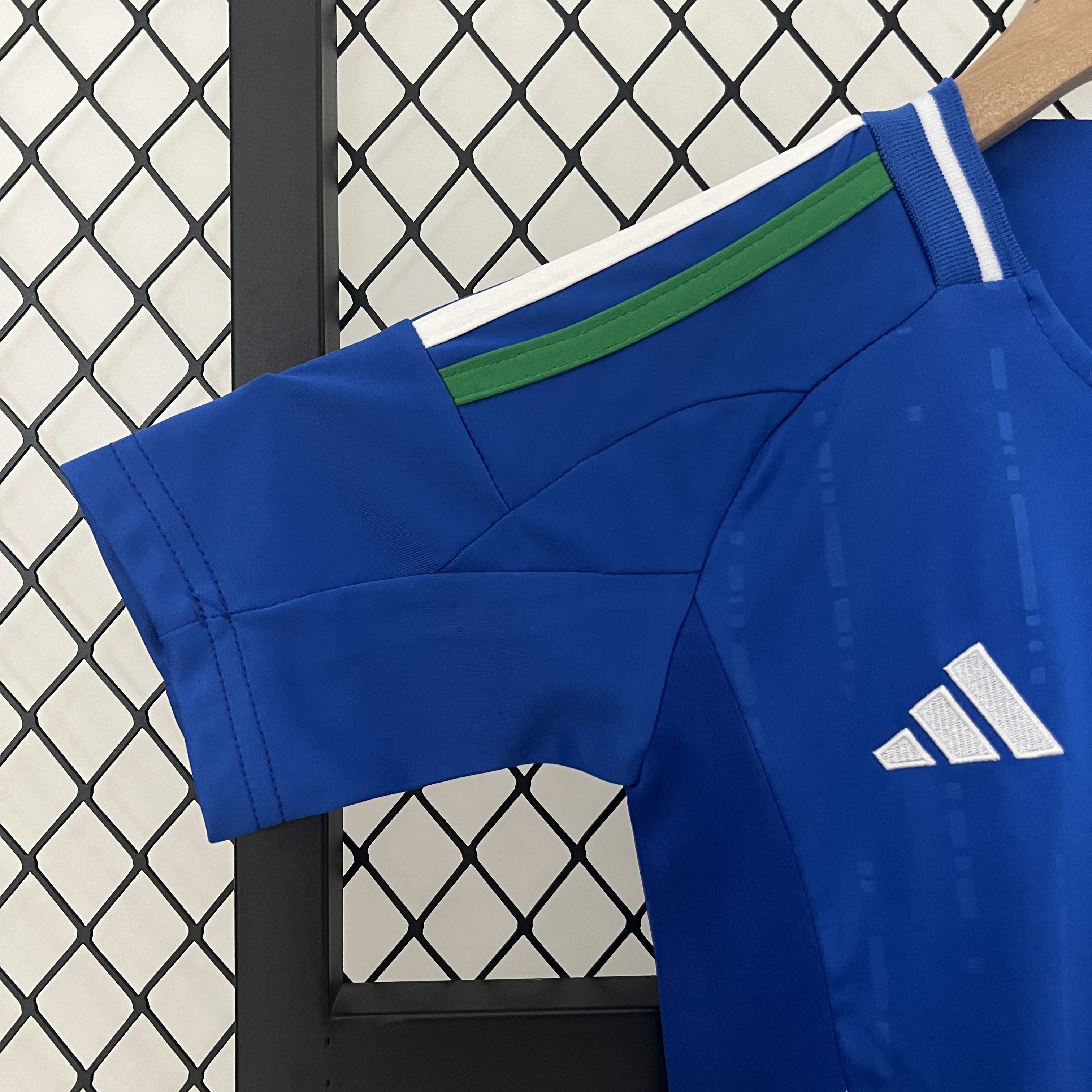 Italy 2024 Home Stadium Kids Kit - UnitedFutballJersey