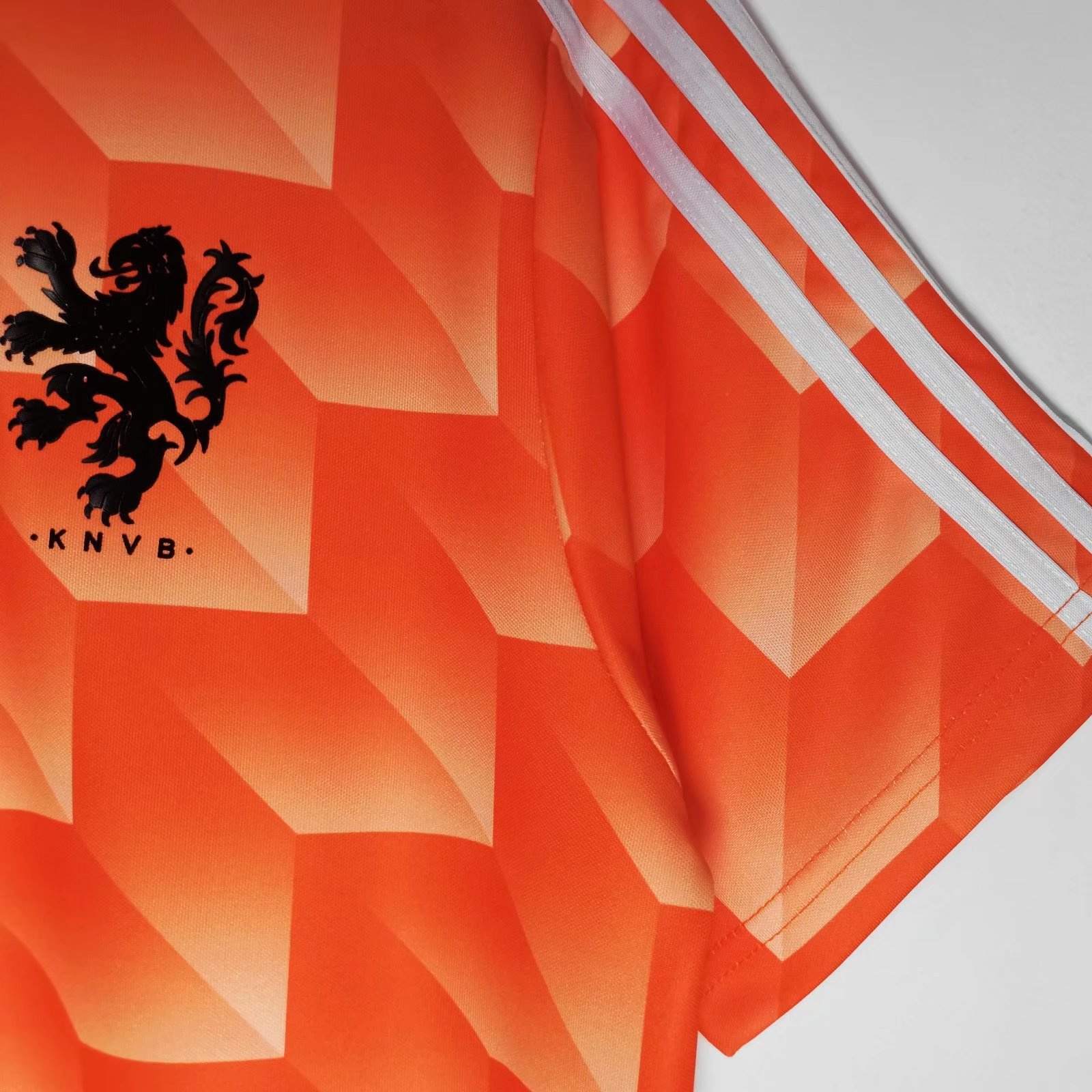 Retro Netherlands 1988 Orange Training Jersey - UnitedFutballJersey