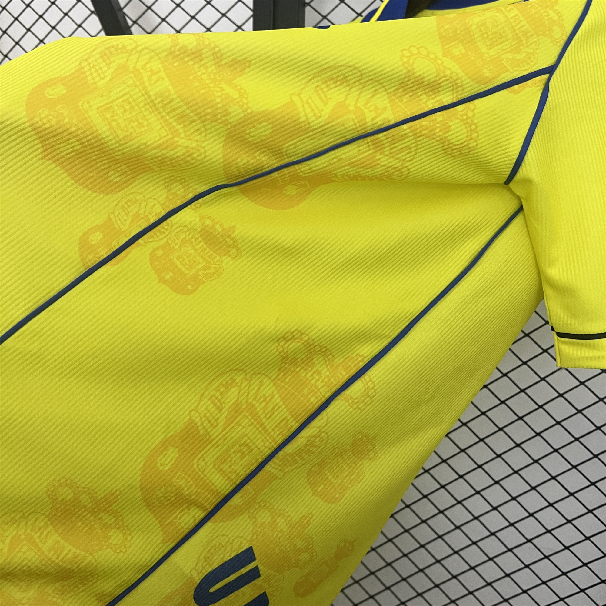Retro Las Palmas 1997-98 Home Jersey - UnitedFutballJersey
