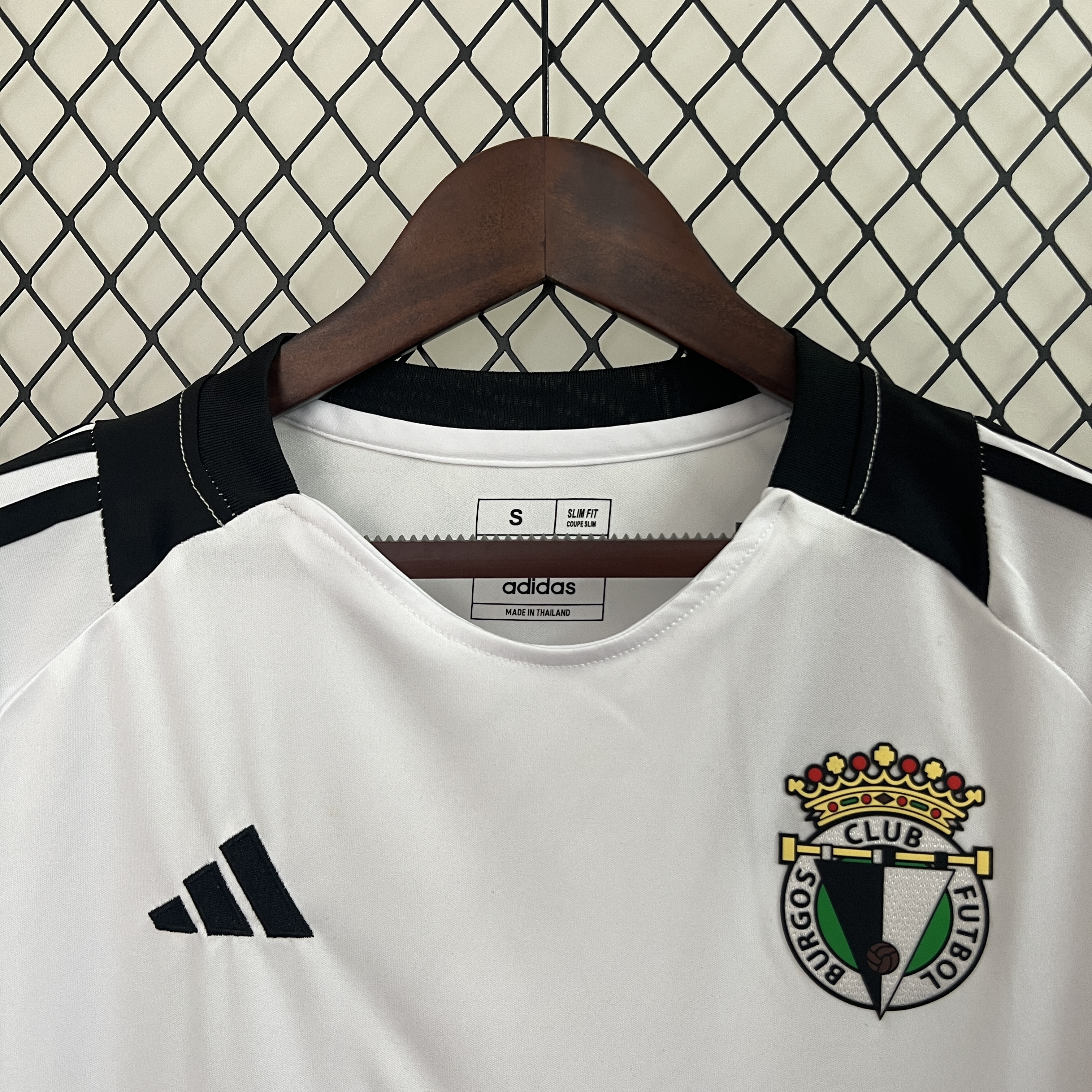 Burgos 24-25 Home Stadium Jersey - Fans Version - UnitedFutballJersey