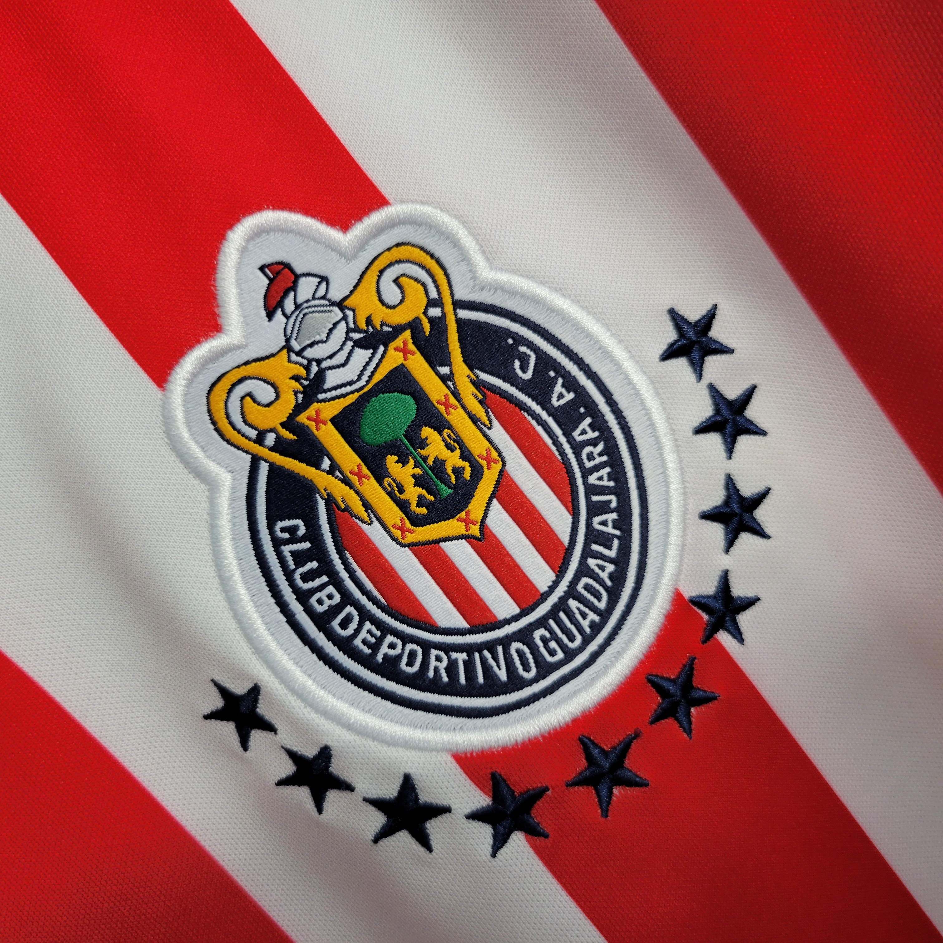 Retro Chivas de Guadalajara 01-02 Home Stadium Jersey - UnitedFutballJersey