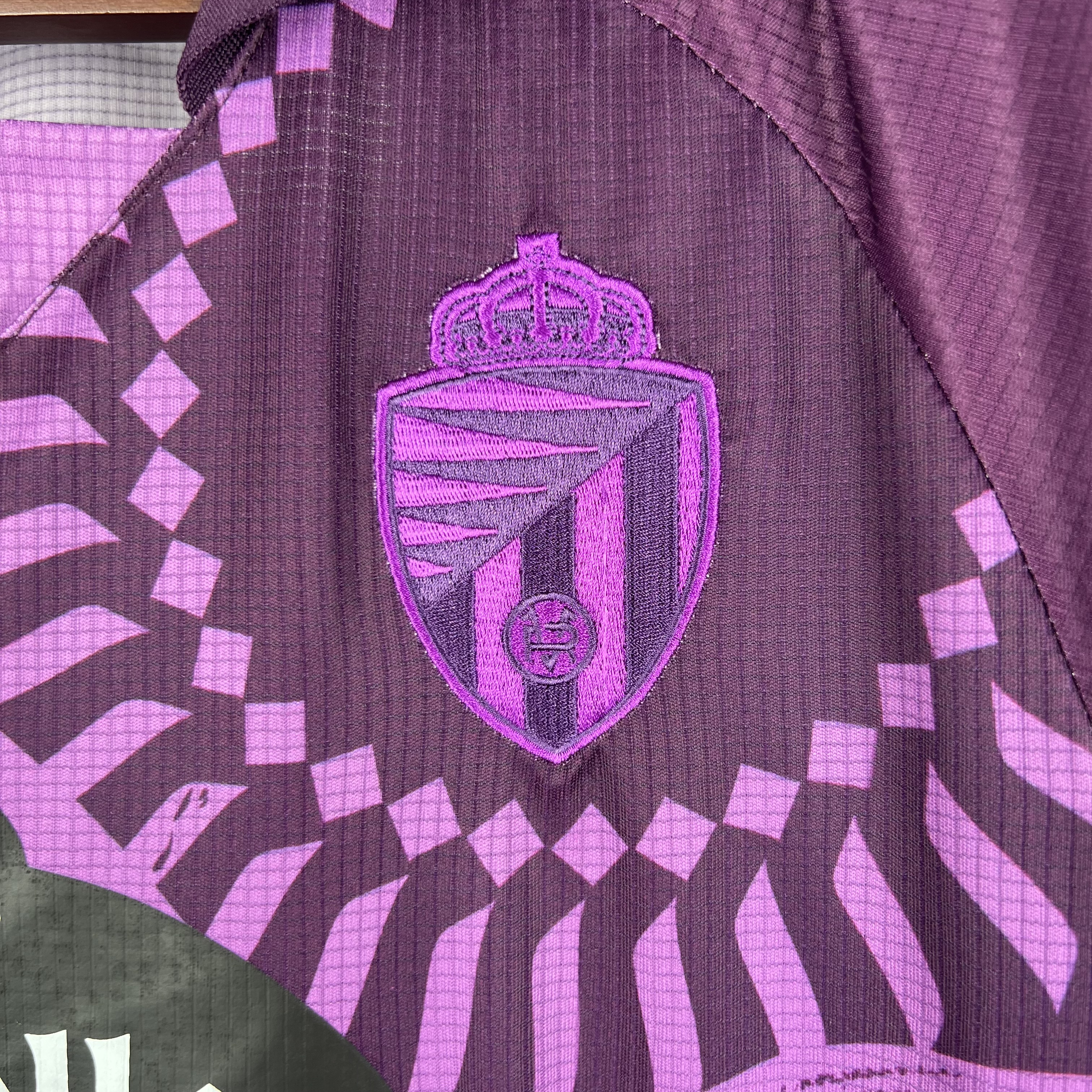 Valladolid 23-24 Away Stadium Jersey - Fans Version - UnitedFutballJersey