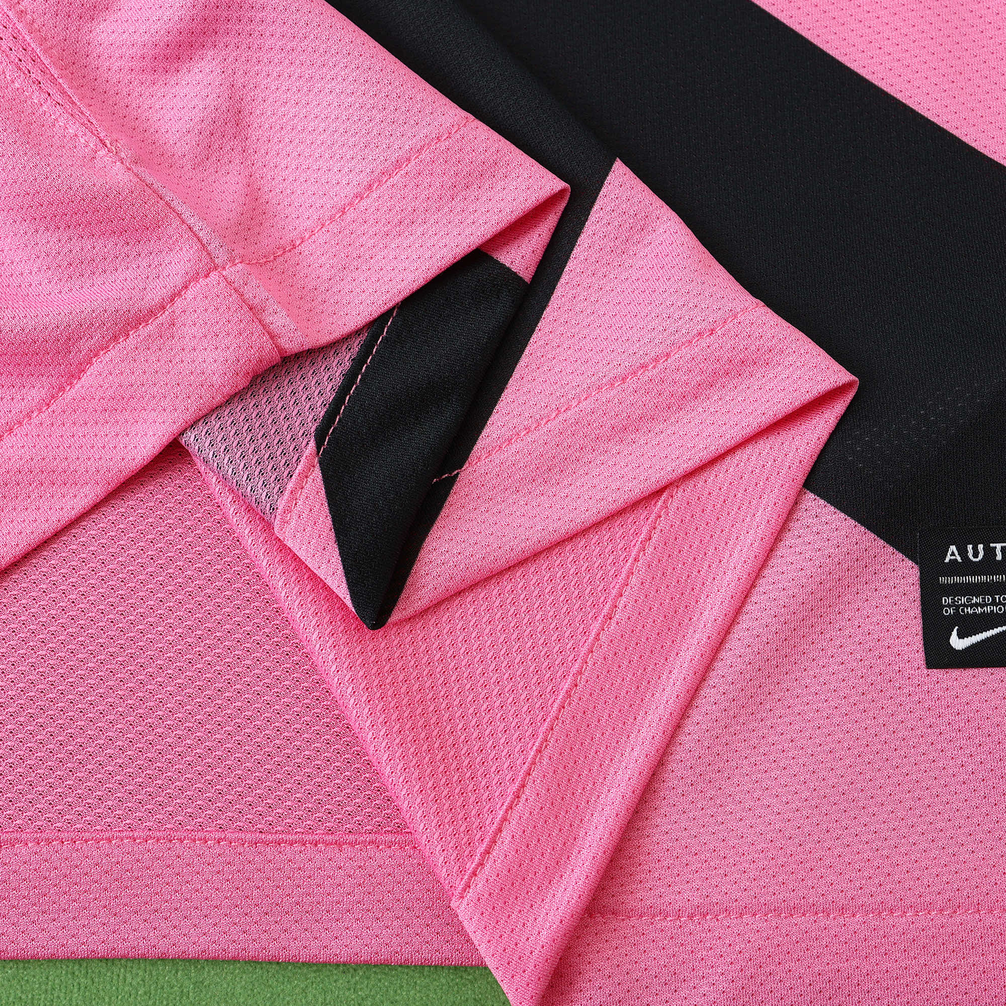 Retro Juventus 2012-13 Away Stadium Jersey - UnitedFutballJersey