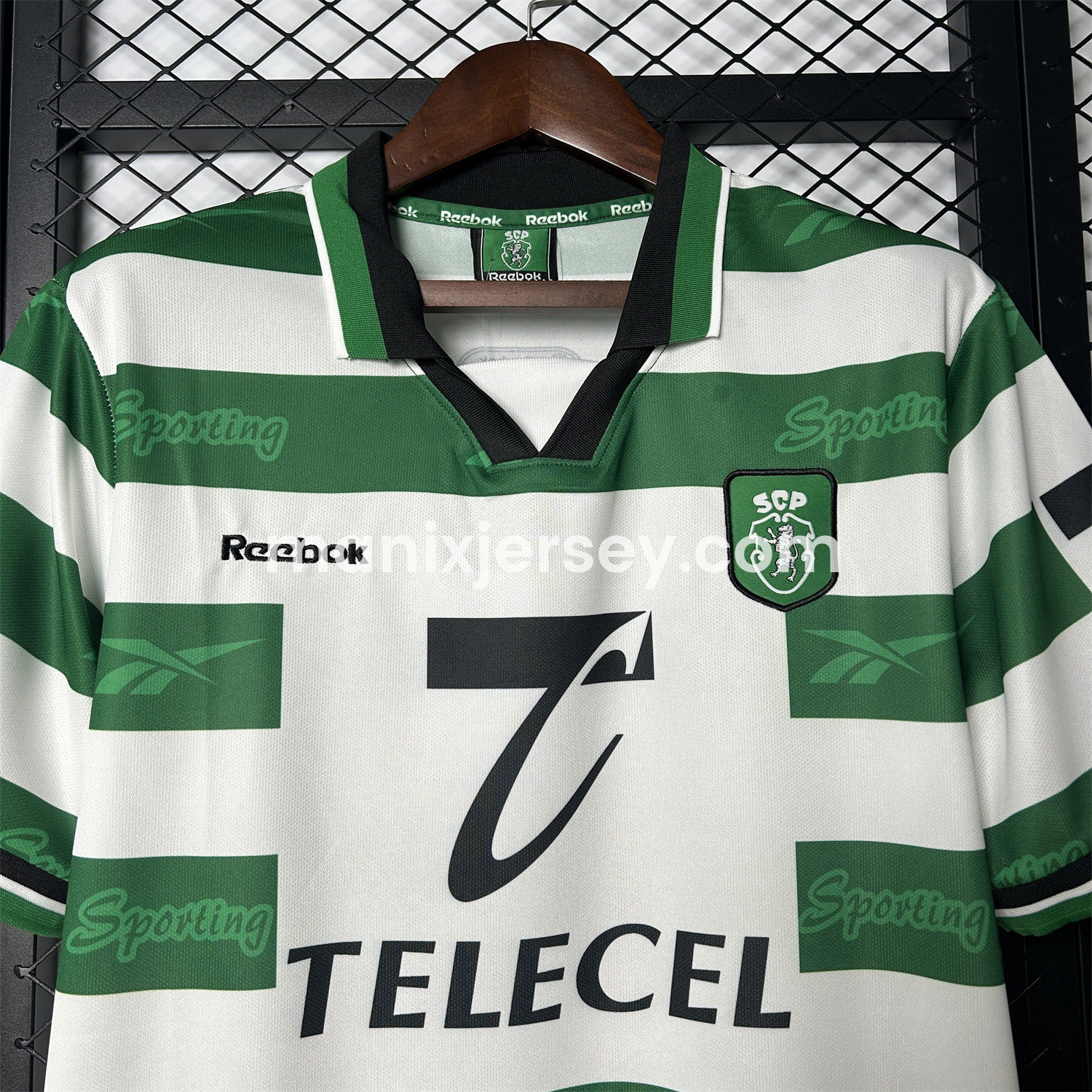 Retro Sporting CP 1999-00 Home Jersey - UnitedFutballJersey