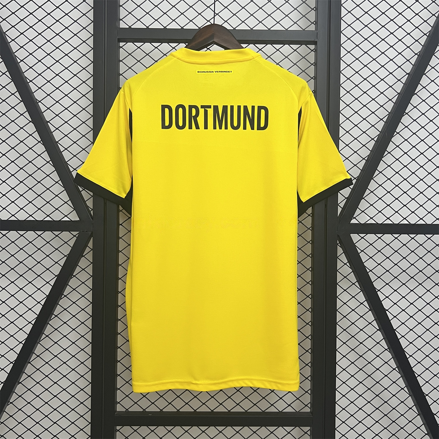 Dortmund 25-26 Yellow Pre-match Training Jersey - Fans Version - UnitedFutballJersey