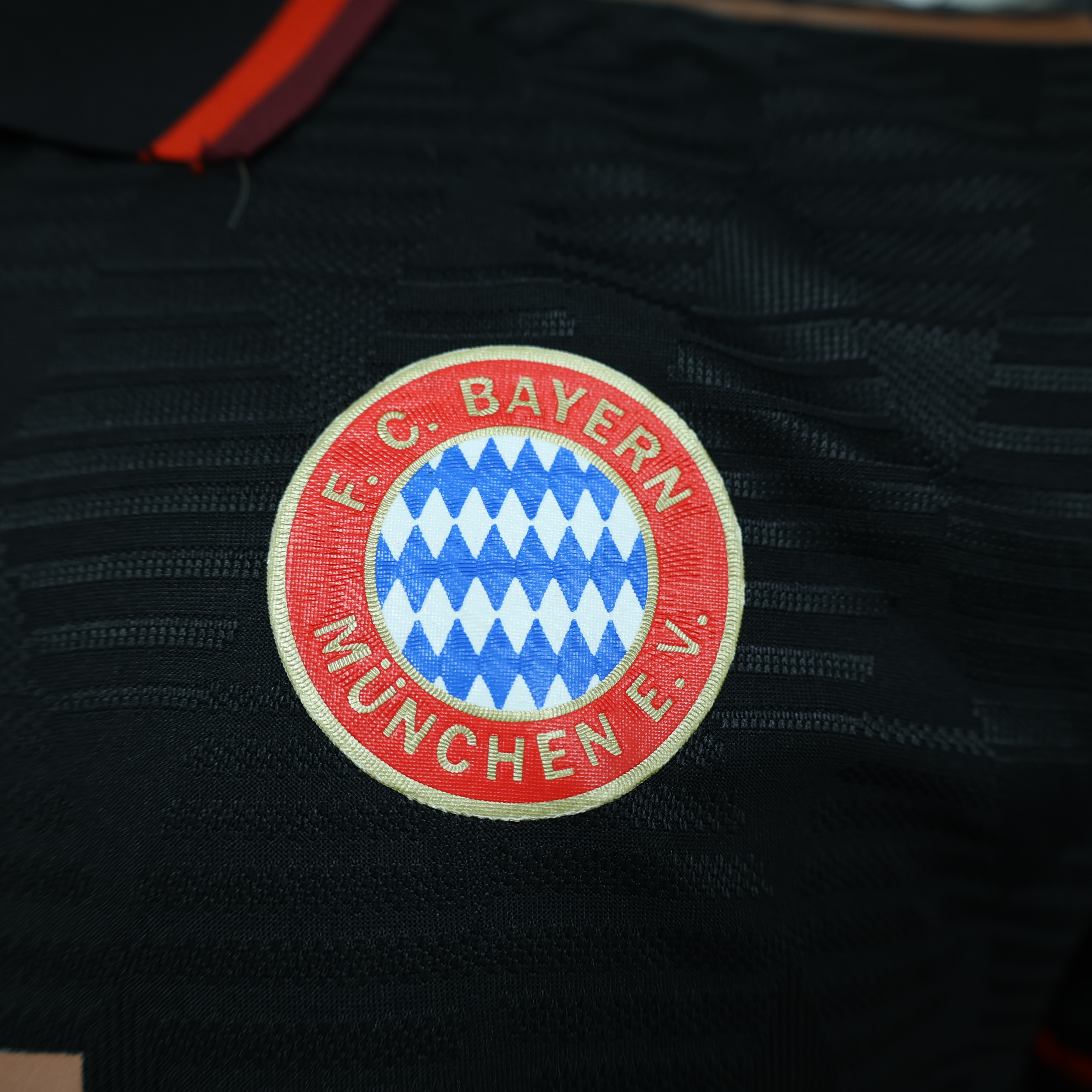 Bayern Munich 24-25 Black & Gold Training Jersey - Player Version - UnitedFutballJersey