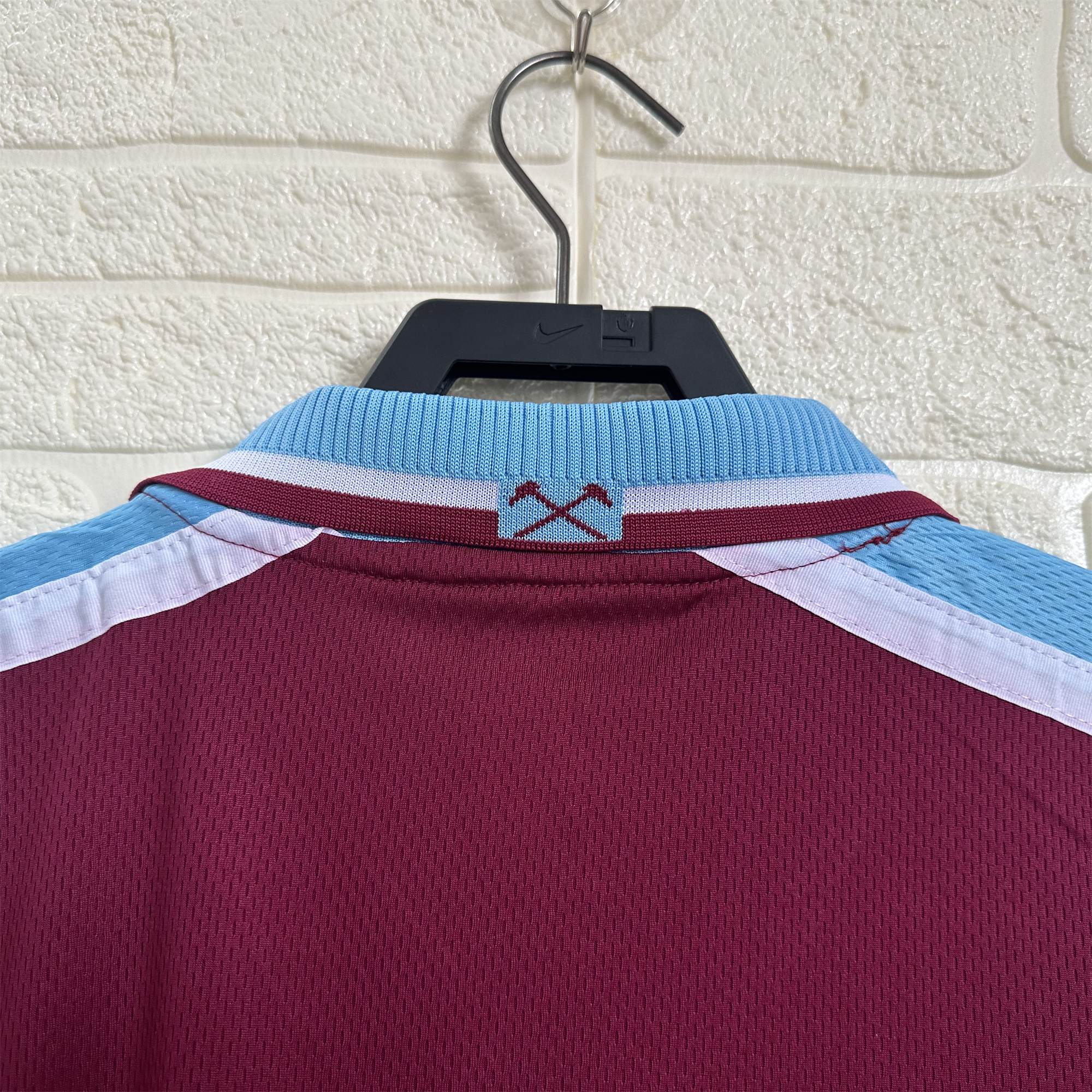Retro West Ham United 1999-00 Home Jersey - UnitedFutballJersey