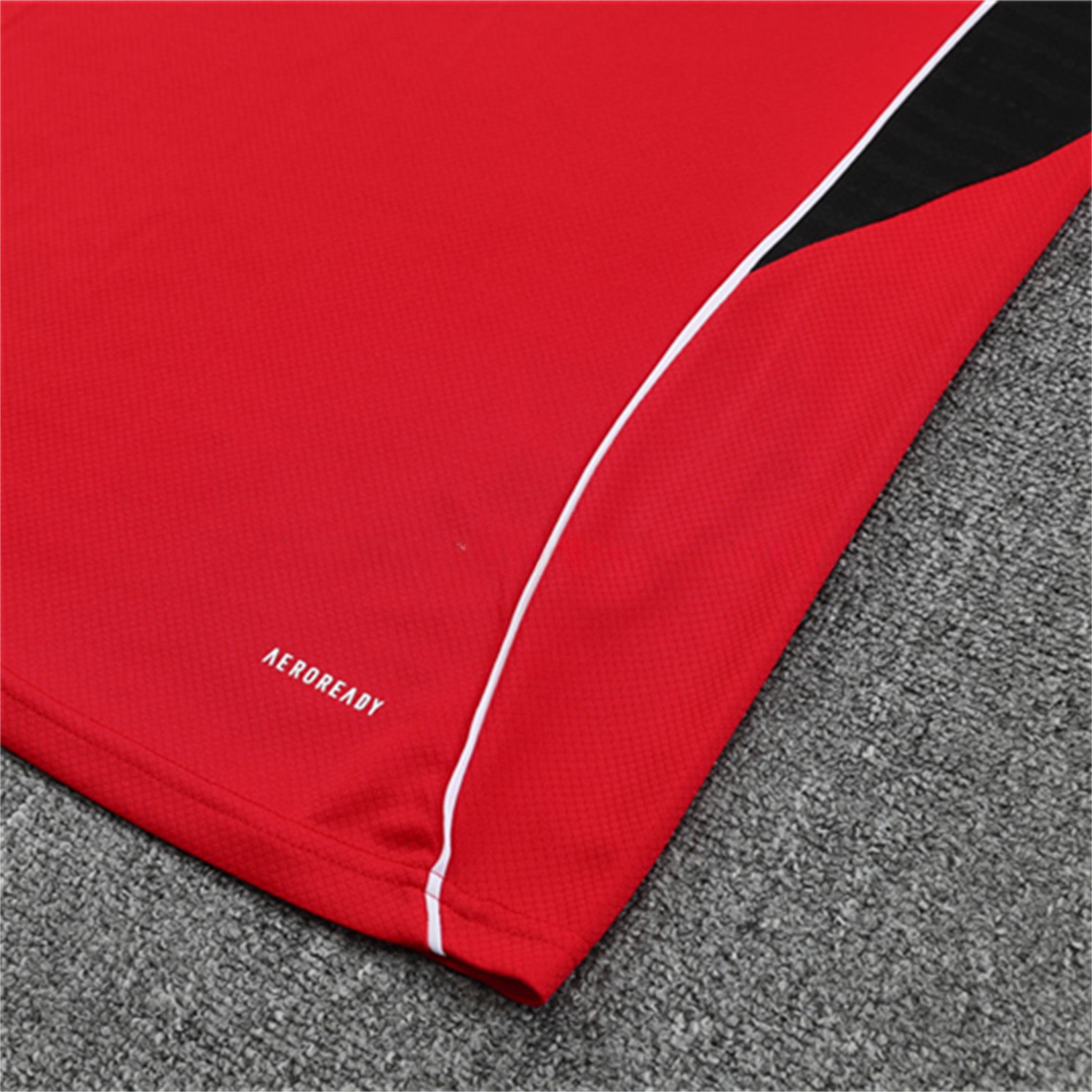 Manchester United 25-26 Kid Short-Sleeve Training Set - Red Top & Black Shorts - UnitedFutballJersey