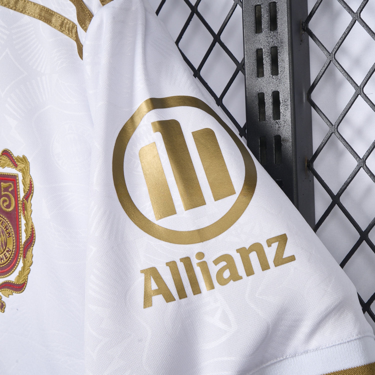 Bayern Munich 2025 White 125th Anniversary Jersey - Fans Version - UnitedFutballJersey