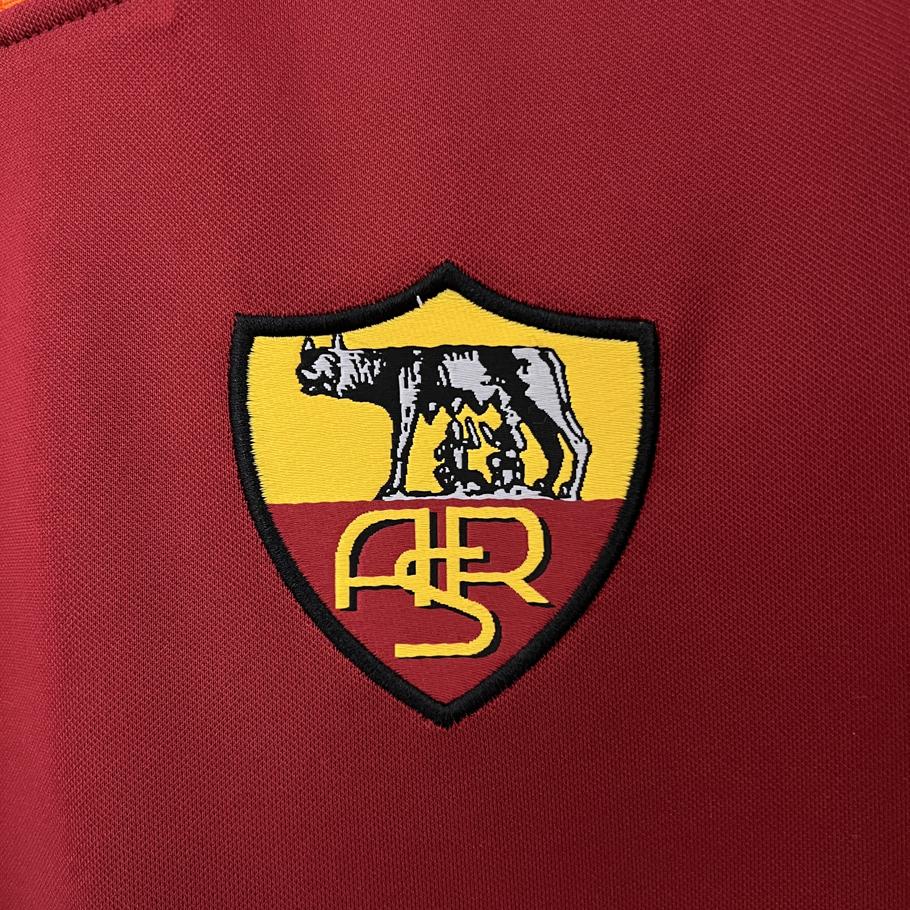 Retro Roma 1998-99 Home Jersey - UnitedFutballJersey