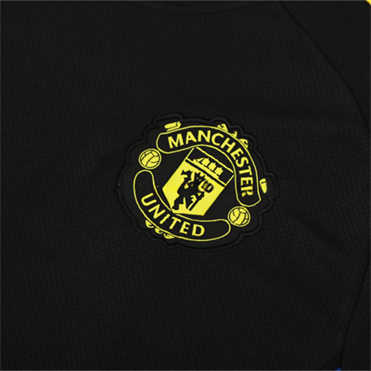 Manchester United 25-26 Kids Short-Sleeve Training Set - Black Top & Black shorts - UnitedFutballJersey