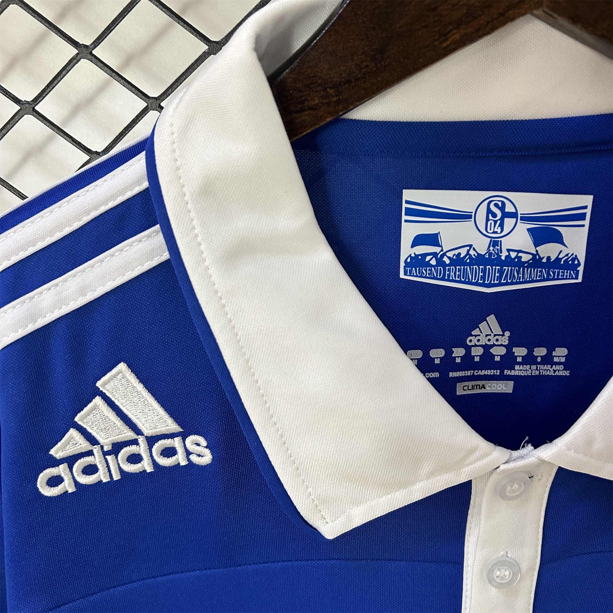 Retro Schalke 04 2010-12 Home Stadium Jersey - UnitedFutballJersey