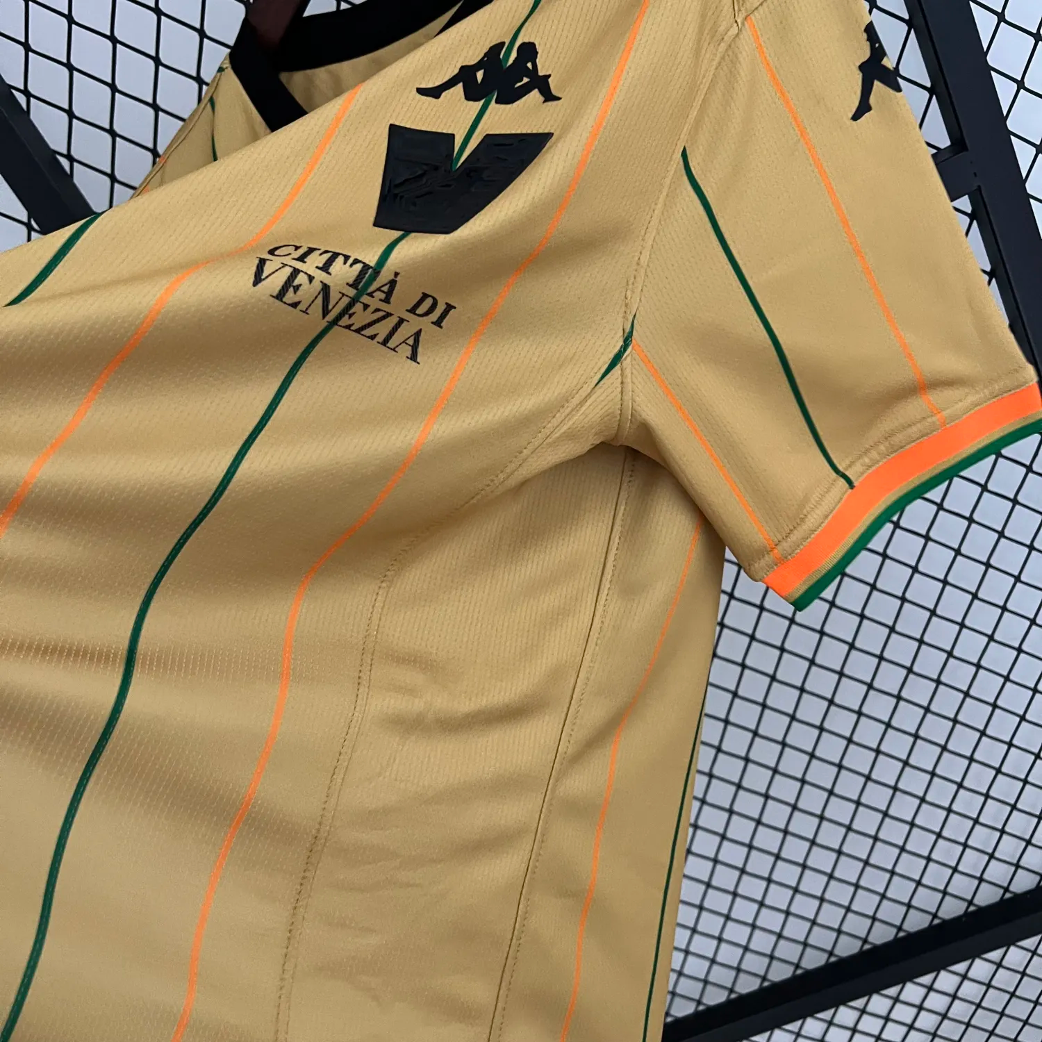 Venezia 23-24 Pre-Season GK 2 Jersey - Fans Version - UnitedFutballJersey