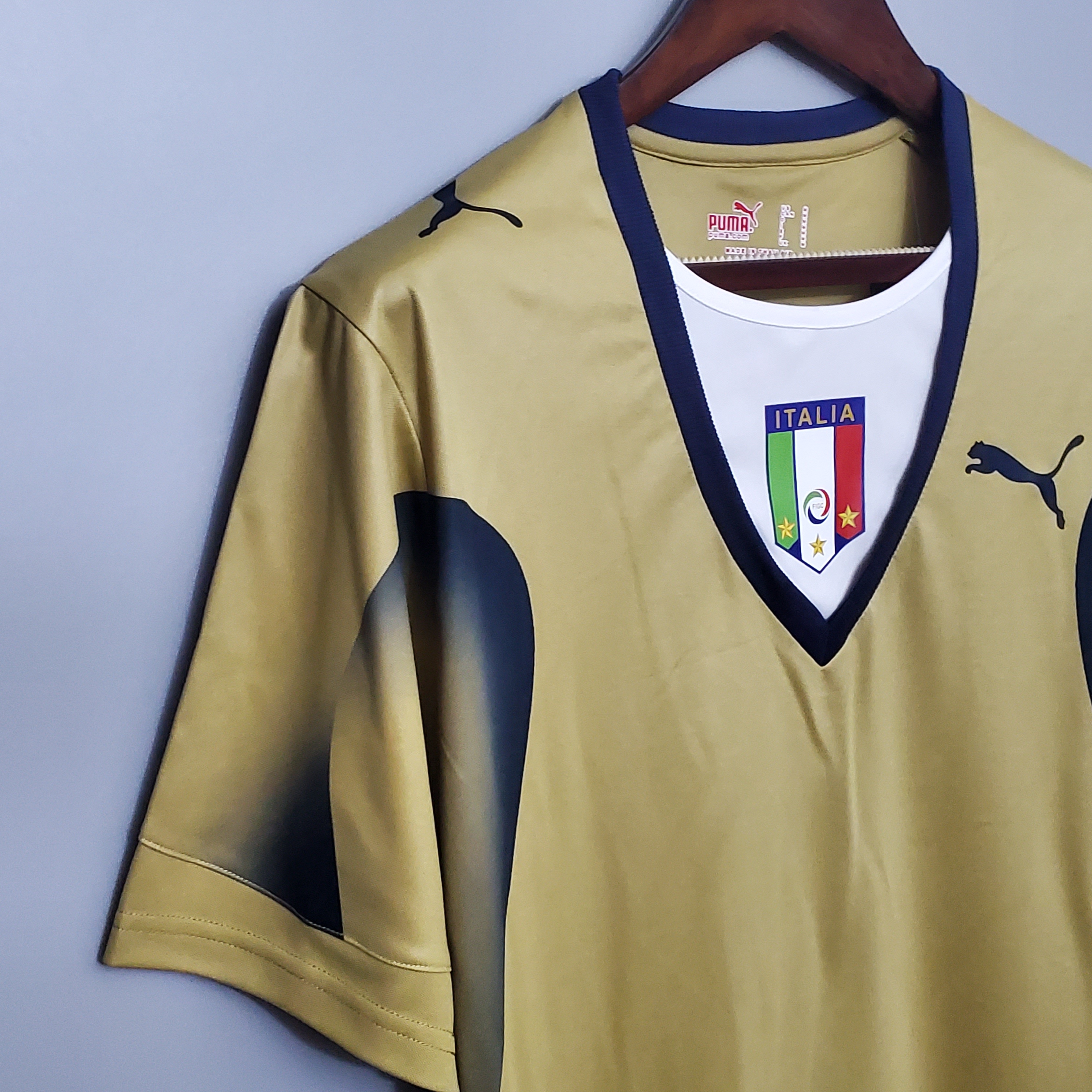 Retro Italy 2006 Golden Goalkeeper Jersey - UnitedFutballJersey