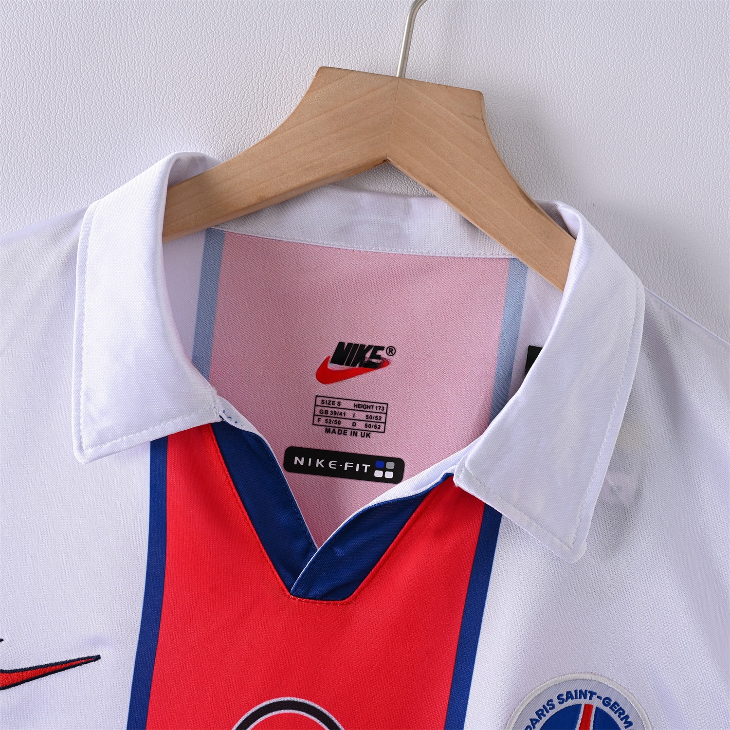Retro Paris Saint-Germain PSG 1998-99 Away Jersey - UnitedFutballJersey