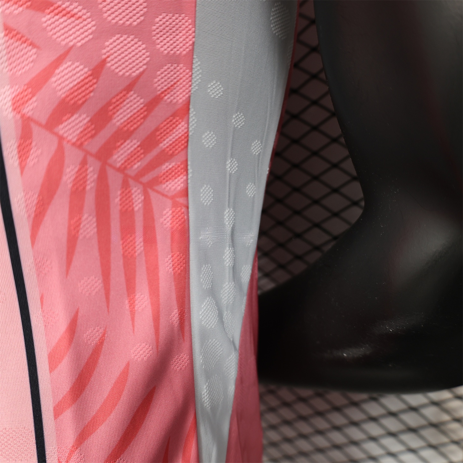 INT M.A.M 25-26 Pink Stripes and Leaves Pattern Special Jersey - Player Version - UnitedFutballJersey