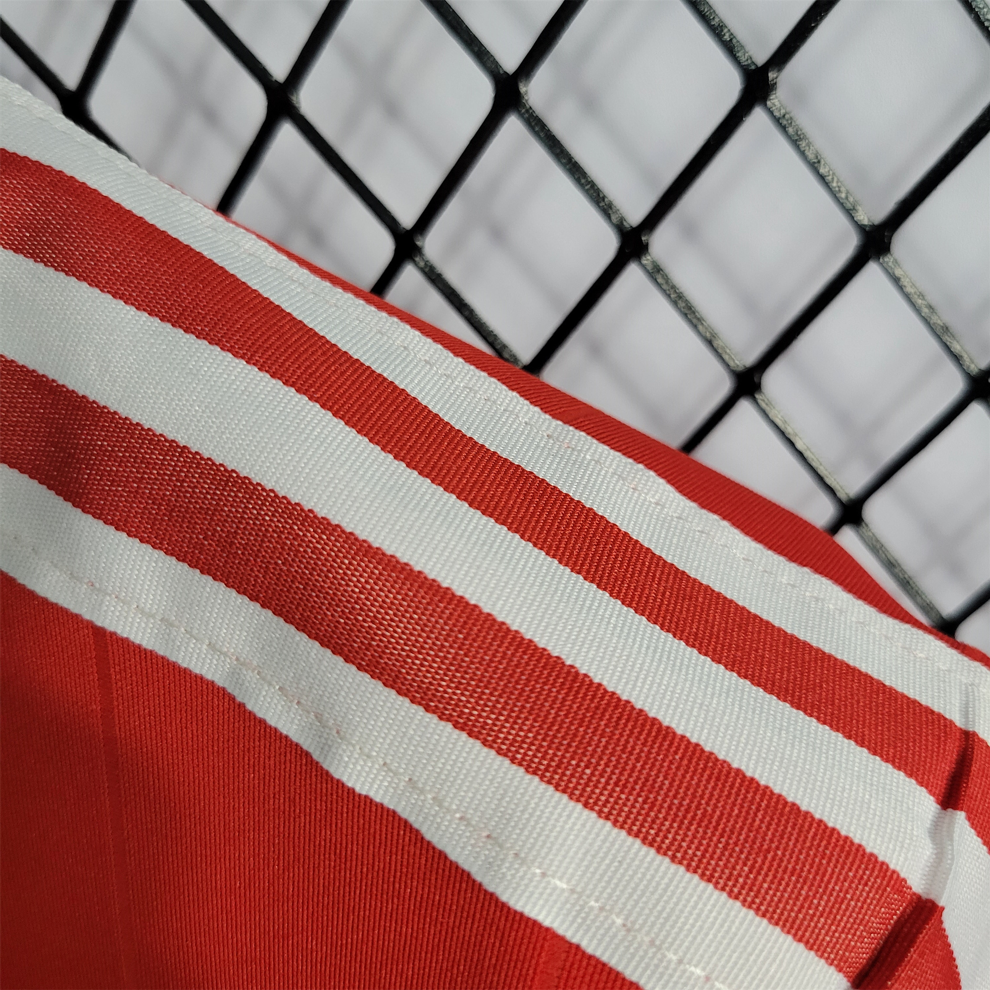 Retro Manchester United 83-84 Home Stadium Jersey - UnitedFutballJersey
