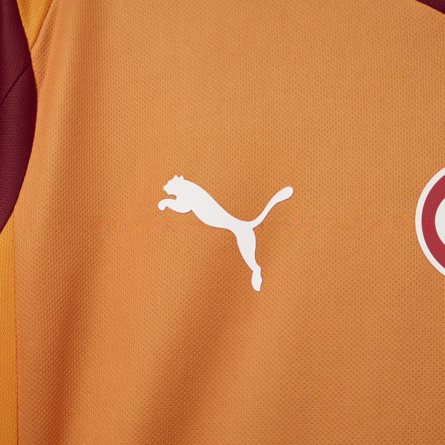 Galatasaray 25-26 Home Unsponsored Jersey with Five Stars - Fans Version - UnitedFutballJersey