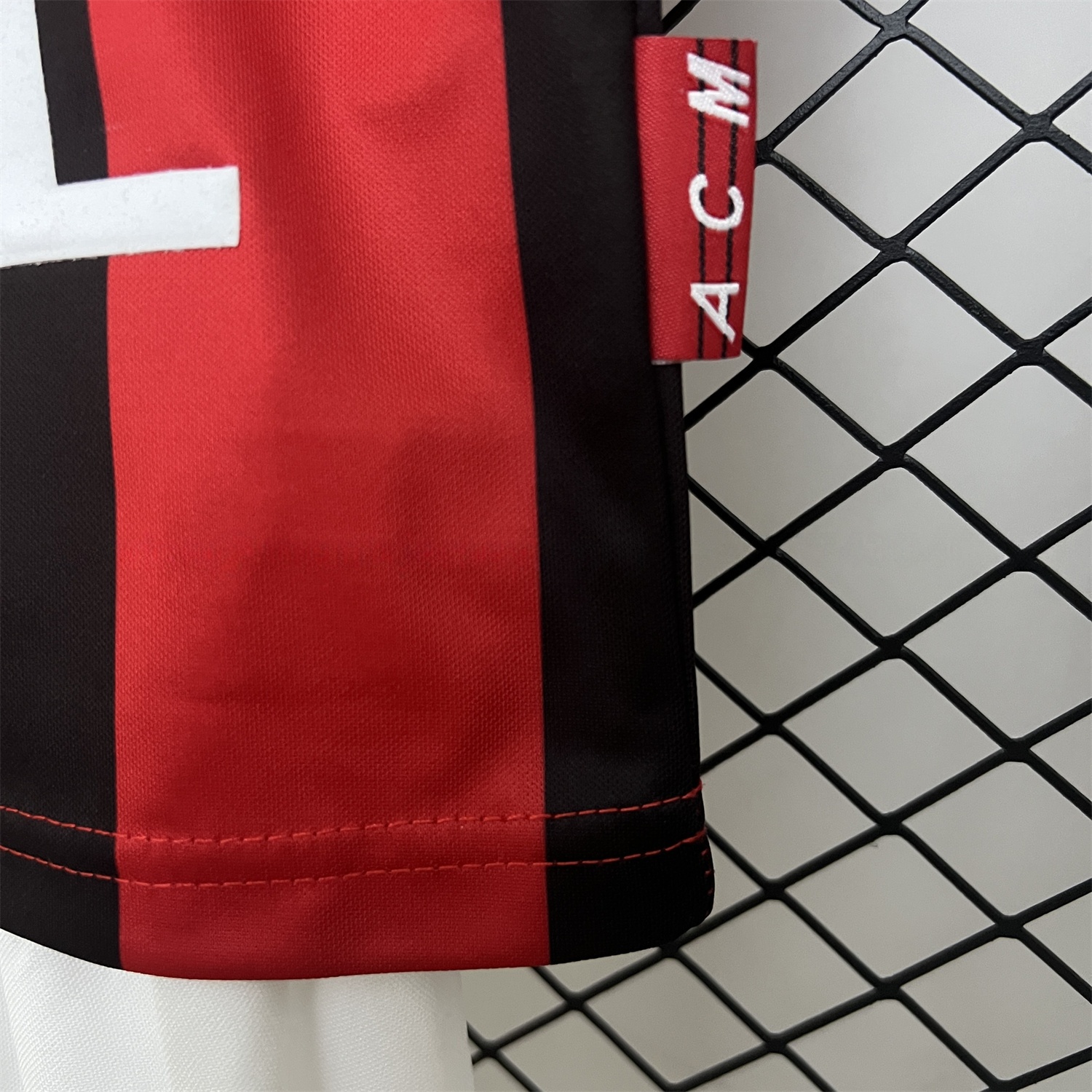 Retro AC Milan 1998-99 Home Kids Kit - UnitedFutballJersey