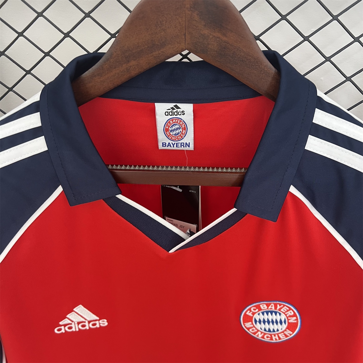 Retro Bayern Munich 2000-01 Home Jersey - UnitedFutballJersey