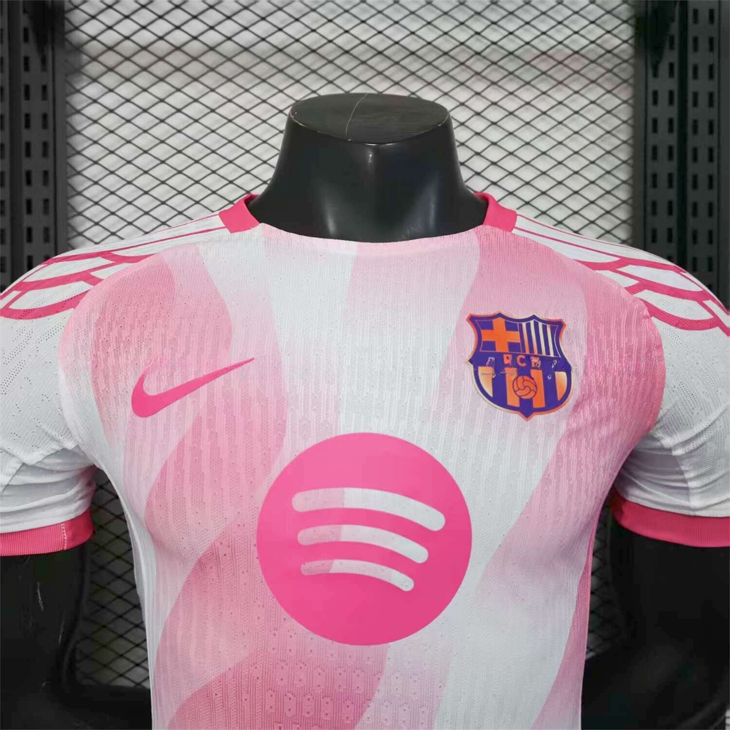Barcelona 25-26 Red and White Diagonal Gradient Special Jersey - Player Version - UnitedFutballJersey