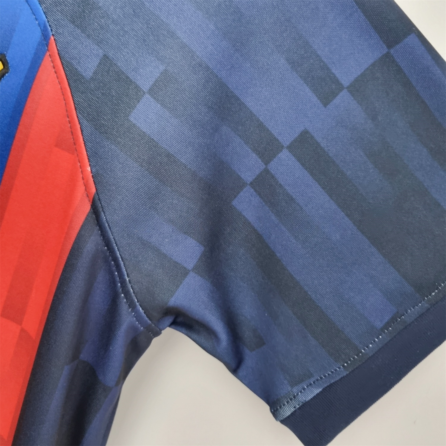 Retro Barcelona 22-23 Home Jersey - UnitedFutballJersey