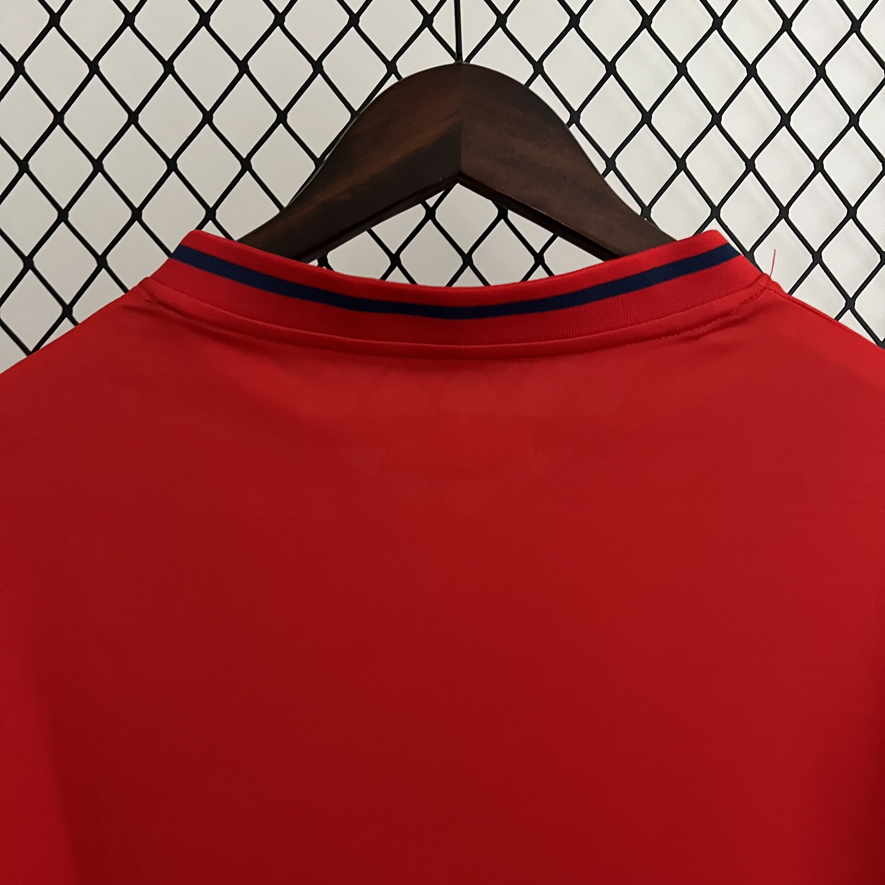 Retro Spain 2010 Home Stadium Jersey - UnitedFutballJersey