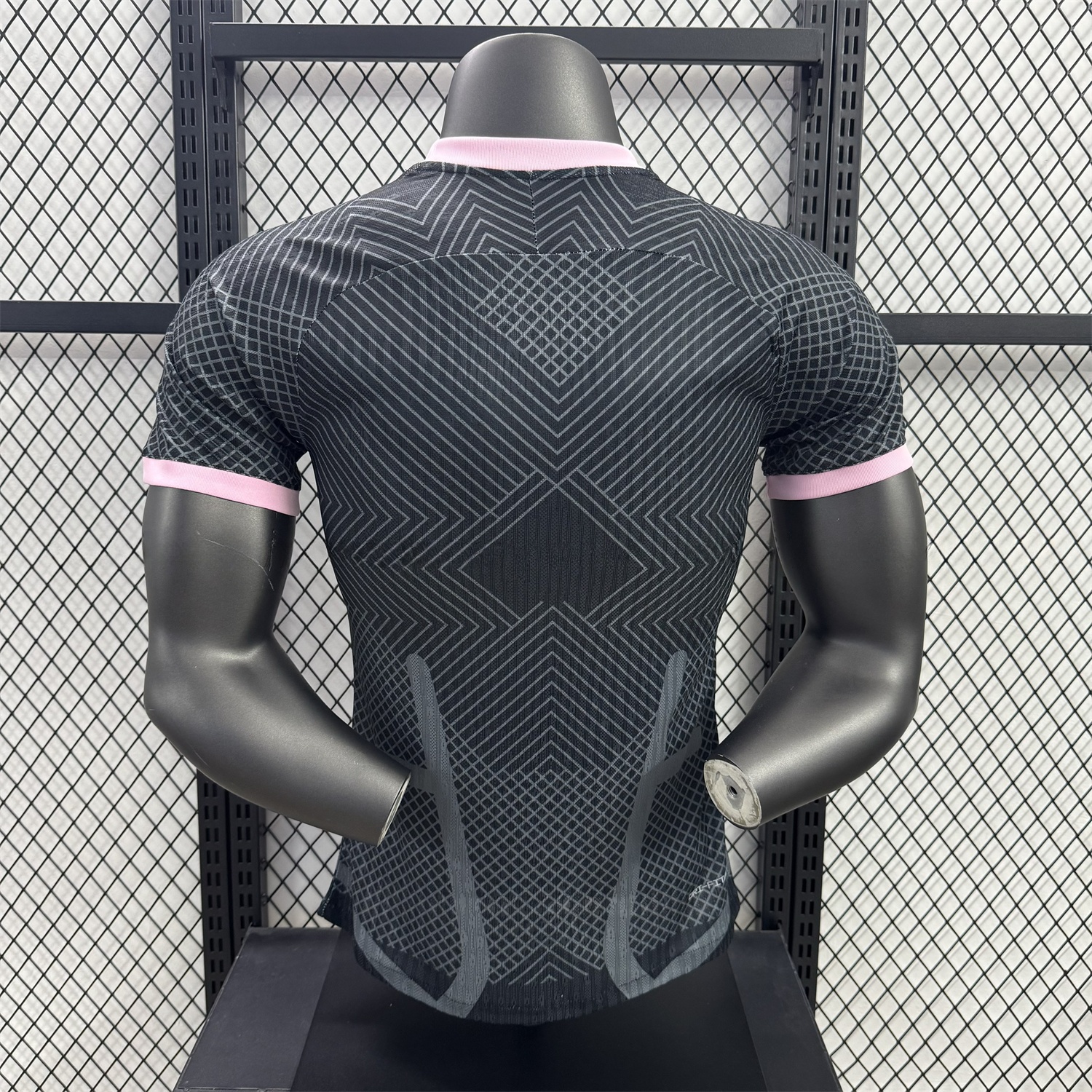 Inter Milan 25-26 Pink Snake Special Black Jersey - Player Version - UnitedFutballJersey