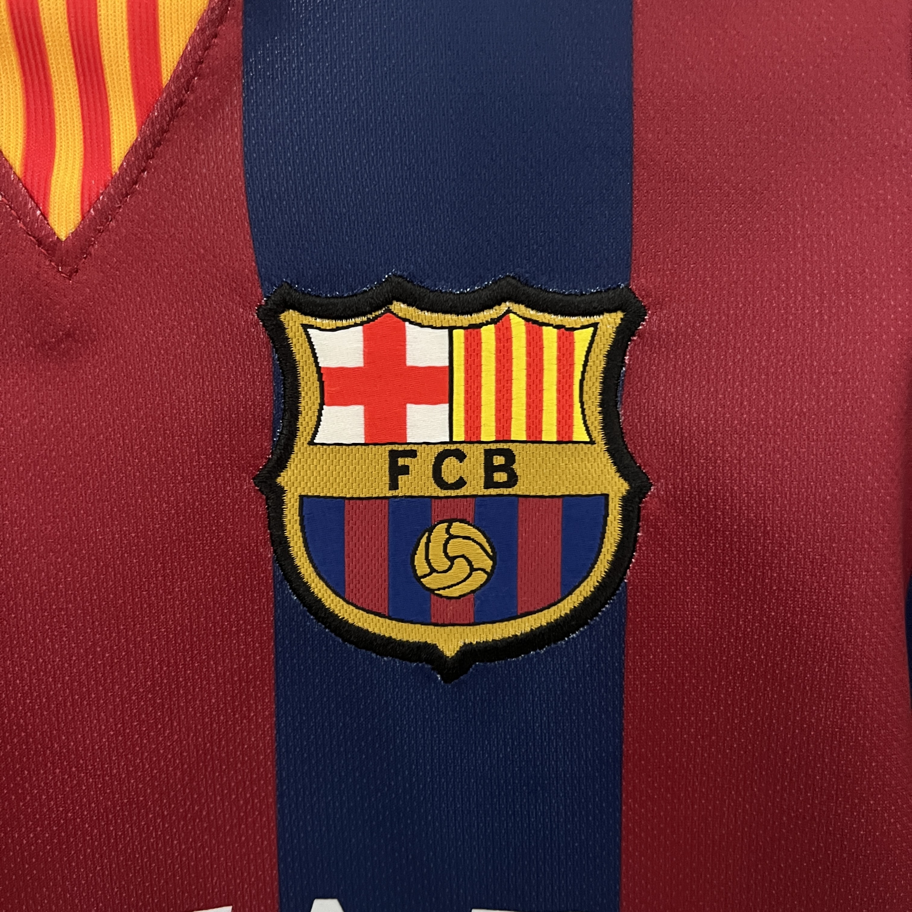 Retro Barcelona 14-15 Home Stadium Kids Kit - UnitedFutballJersey