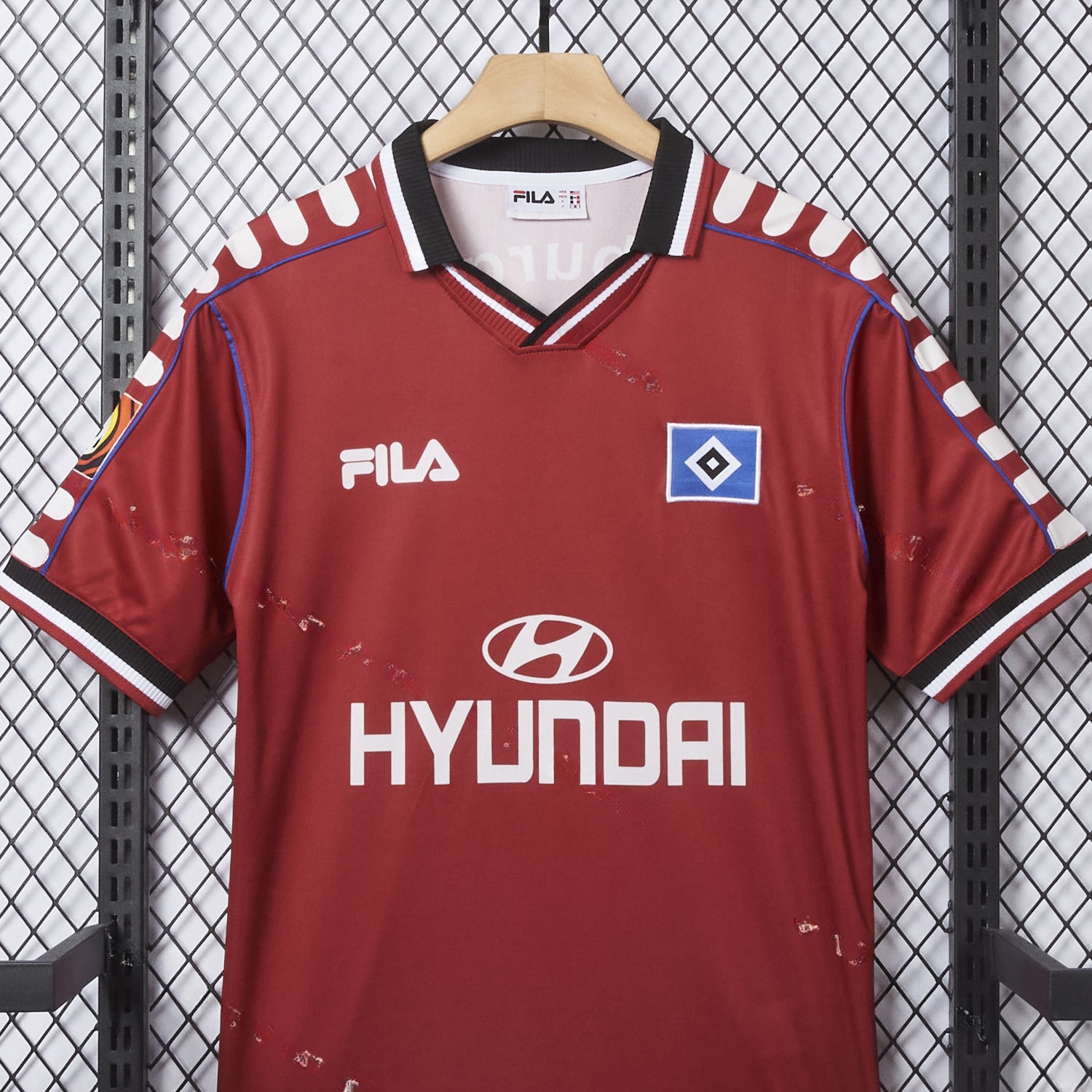 Retro Hamburger SV 1999-00 Third Red Jersey - UnitedFutballJersey