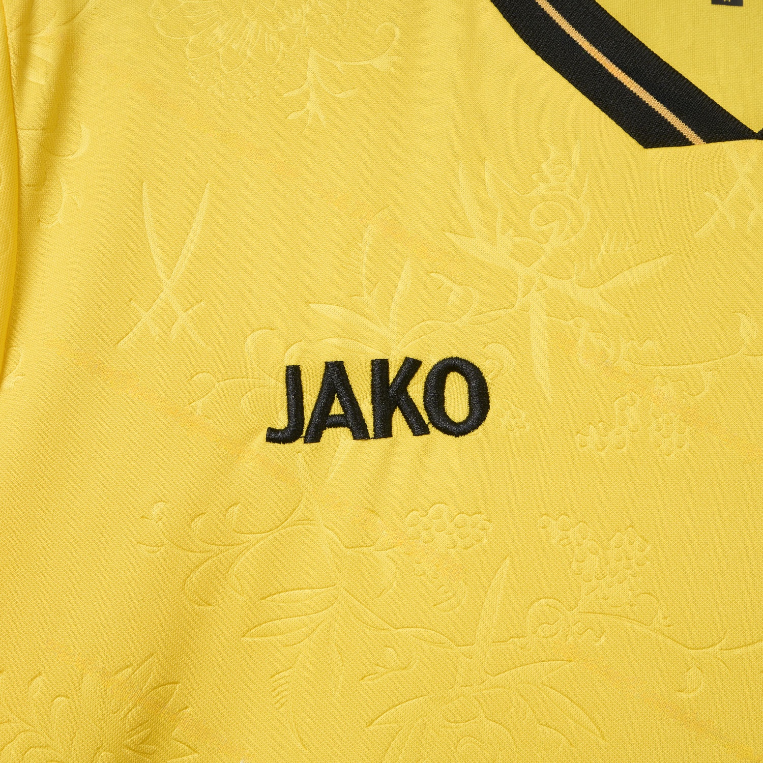 Dynamo Dresden 25-26 Home Jersey - Fans Version - UnitedFutballJersey