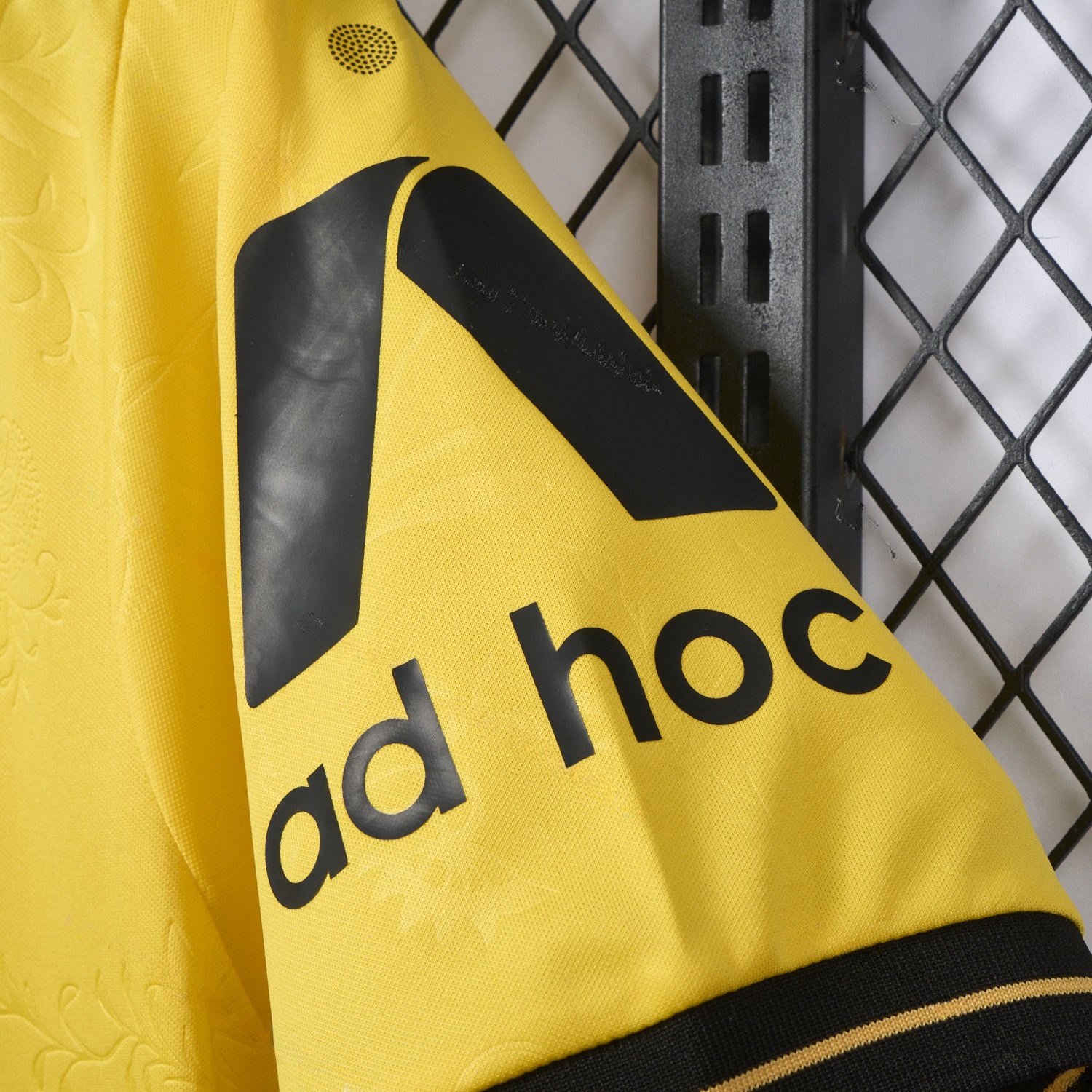 Dynamo Dresden 25-26 Home Jersey - Fans Version - UnitedFutballJersey