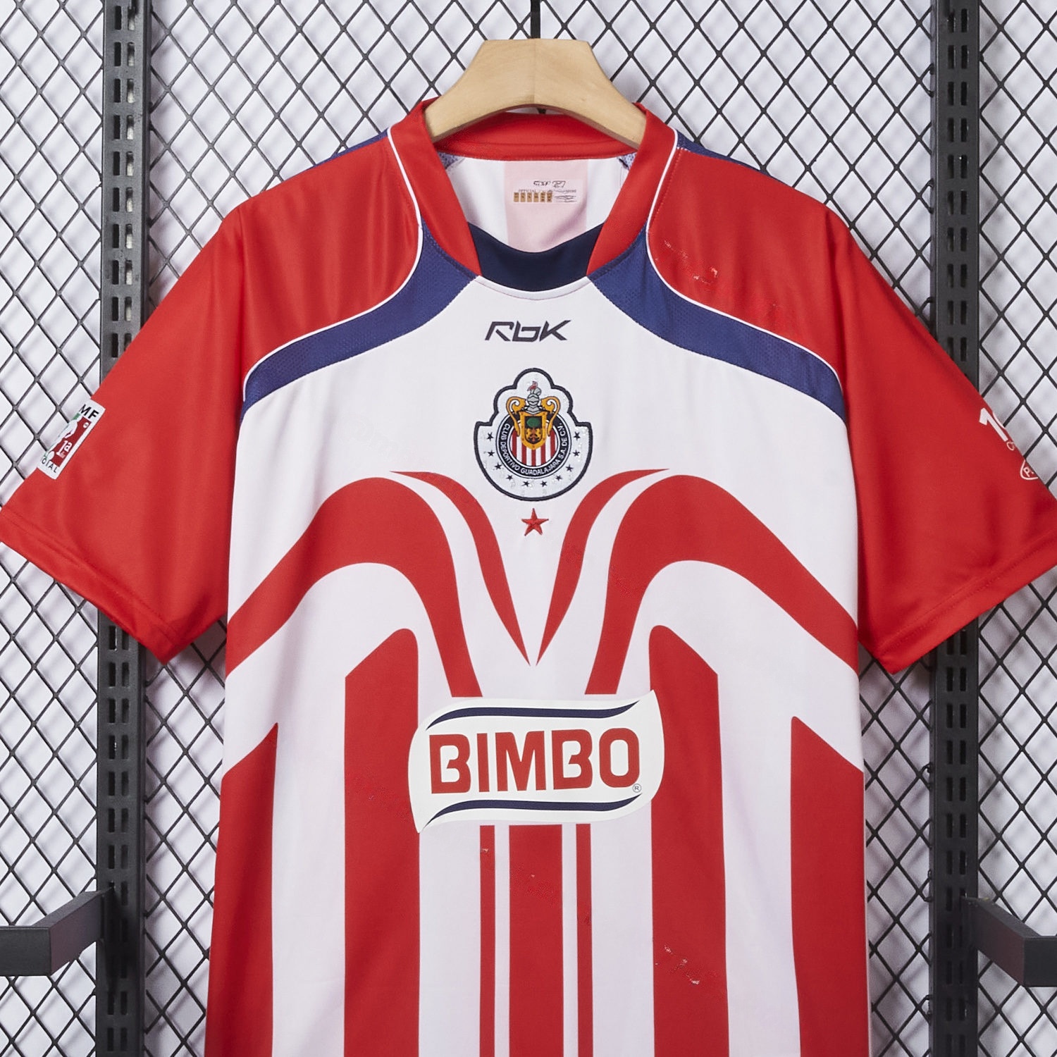 Retro Chivas de Guadalajara 2006-07 Centennial Edition Jersey - UnitedFutballJersey