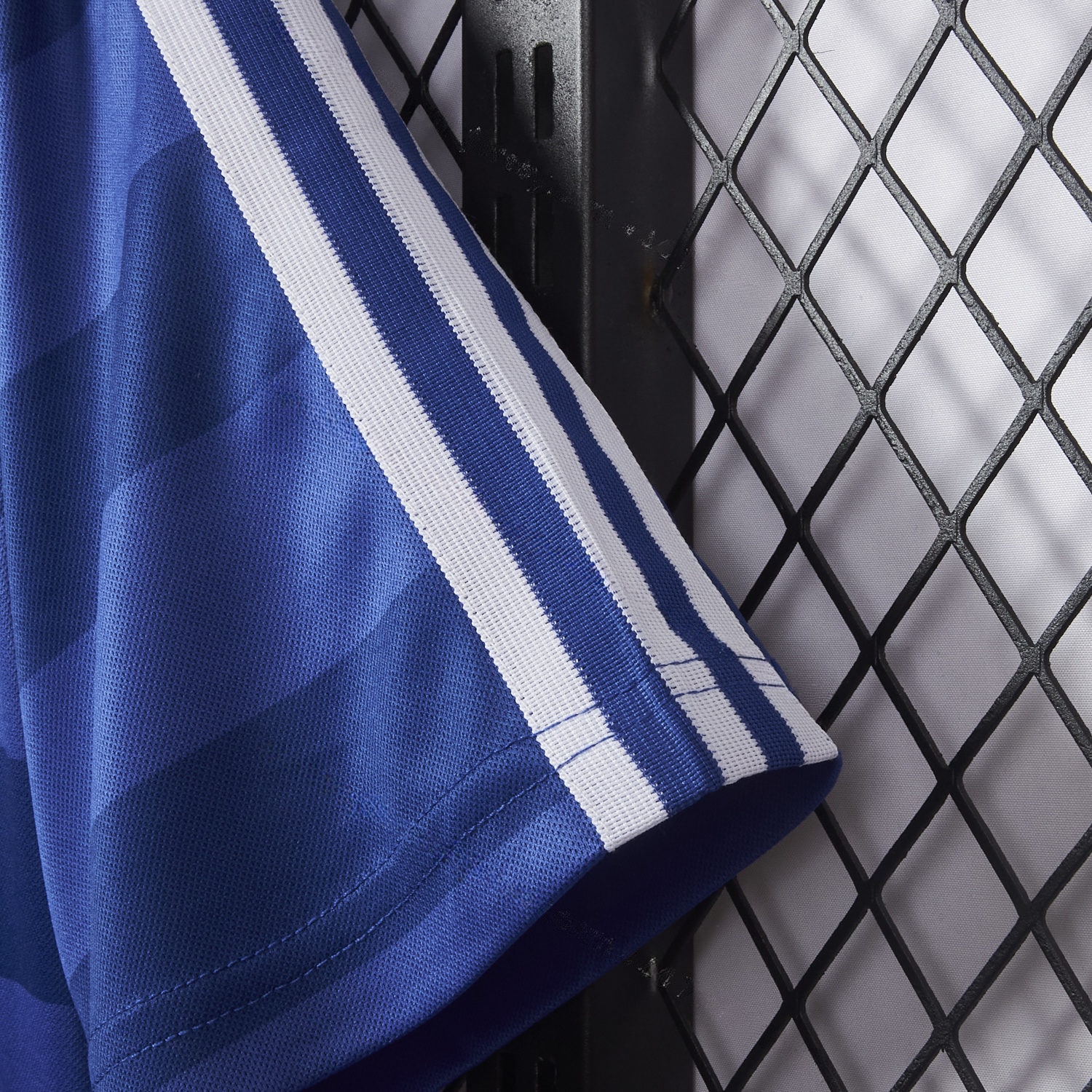Retro Hamburger SV 1986-87 Away Blue Jersey - UnitedFutballJersey