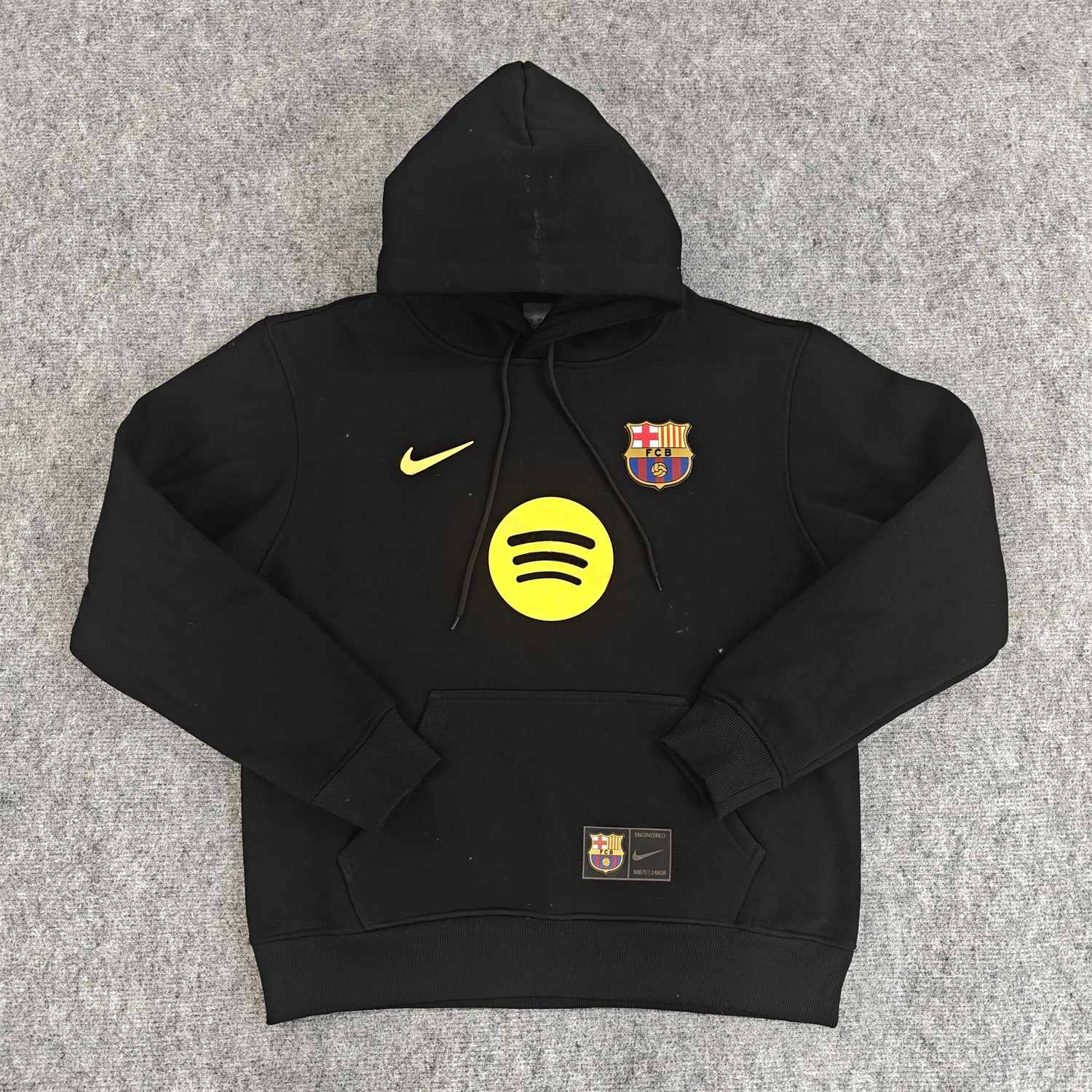 Barcelona 25-26 Big Logo Unisex Pullover Hoodie - UnitedFutballJersey