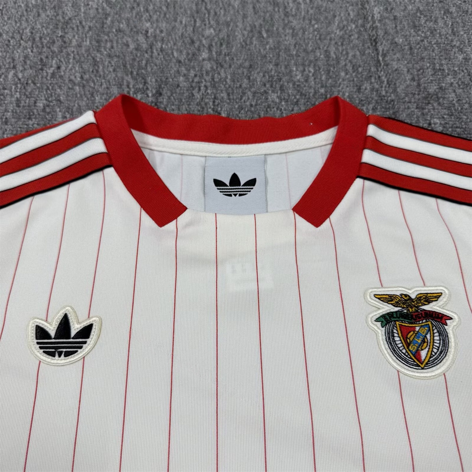 Benfica 25-26 Icon Range Travel White Special Edition Kids Kit - UnitedFutballJersey