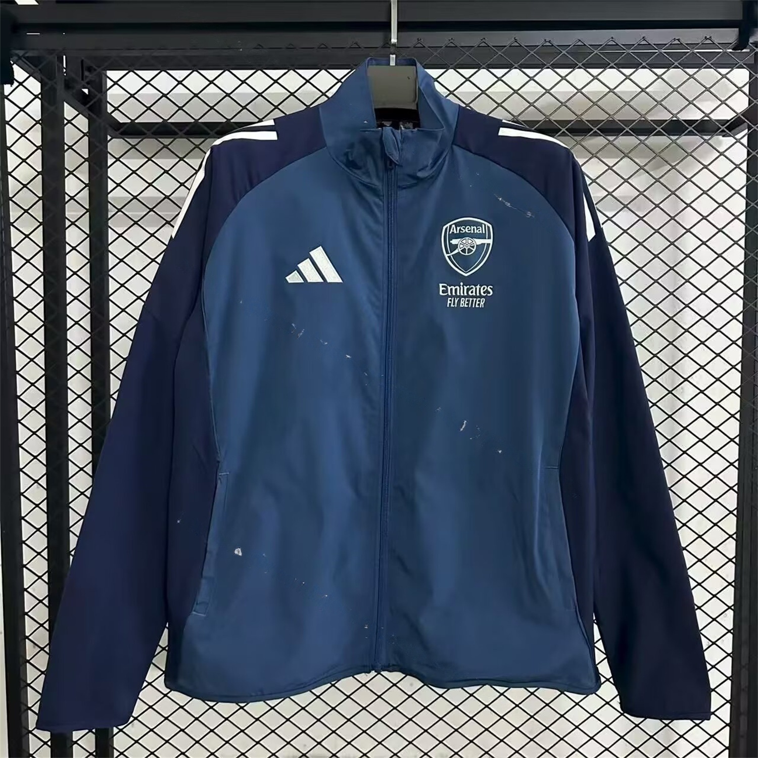 Arsenal 25-26 Throwback Windbreaker Jacket - Navy Blue - UnitedFutballJersey