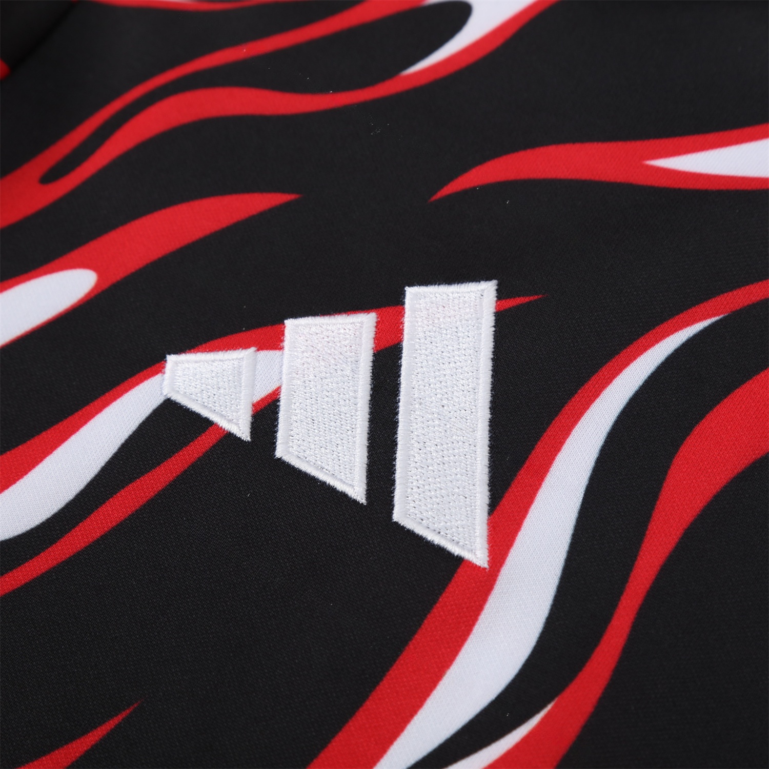 Manchester United 25-26 Traning Hoodie Set - Flowing Red Hoodie With Black Pants - UnitedFutballJersey