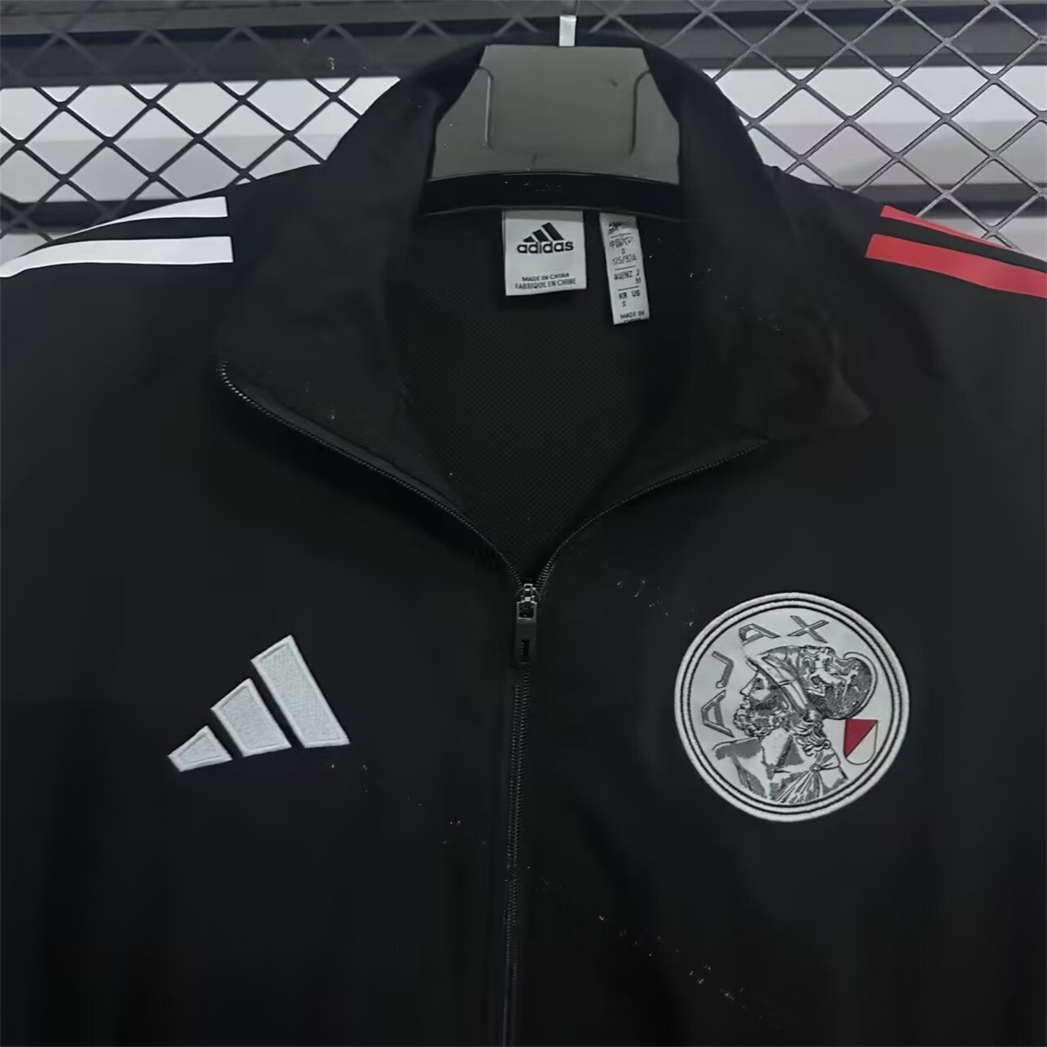 Ajax 25-26 Training Windbreaker Jacket - Black - UnitedFutballJersey