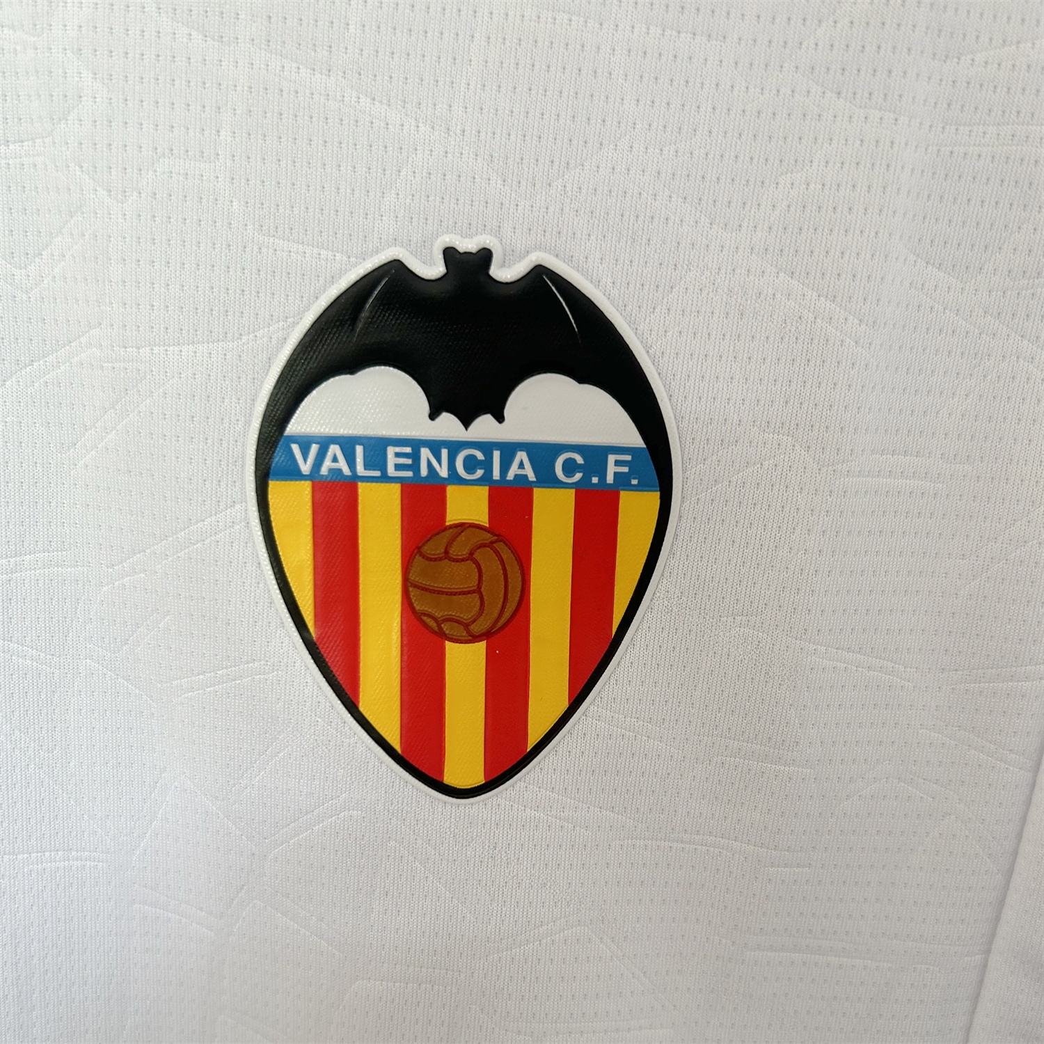 Valencia 25-26 Home Jersey - Fans Version - UnitedFutballJersey