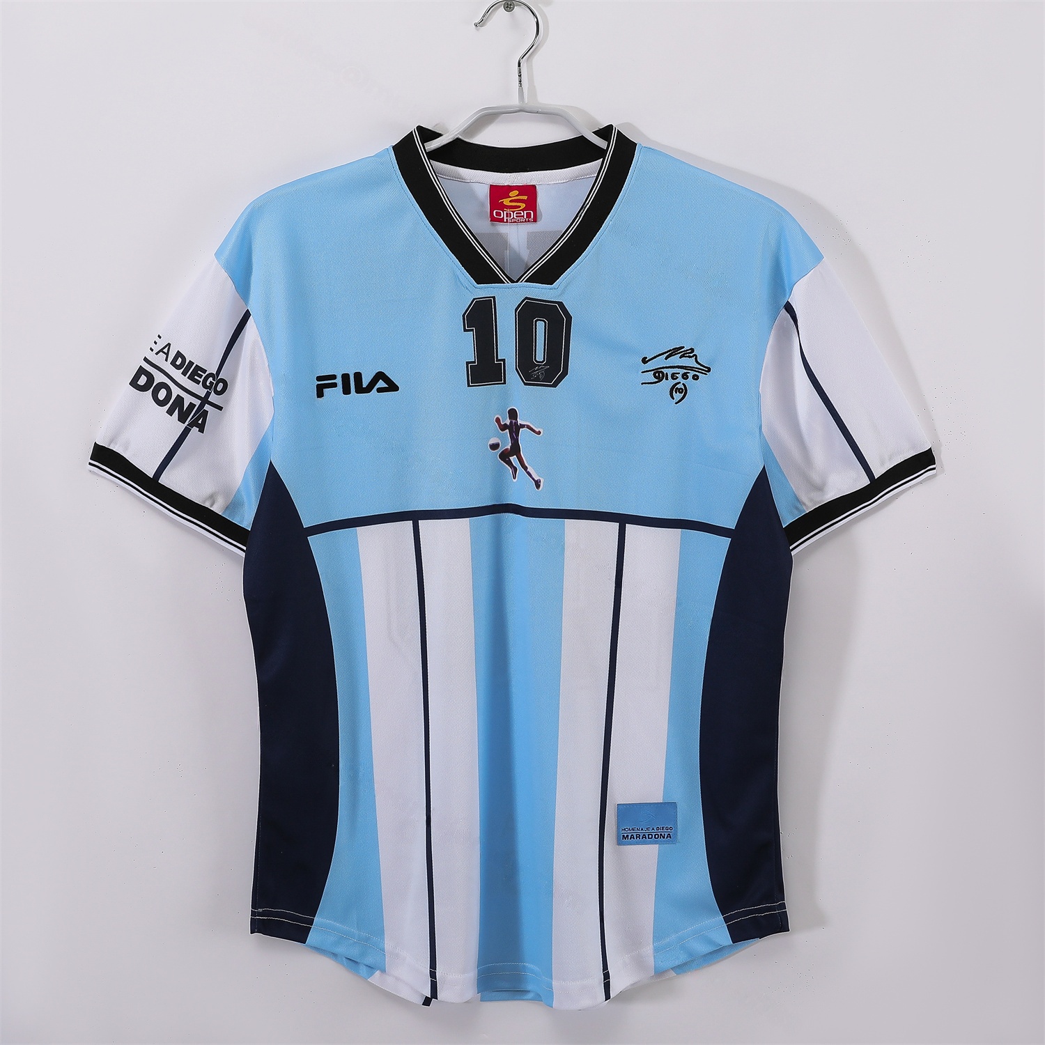 Retro Argentina 2001 Home Maradona Commemorative Jersey - UnitedFutballJersey