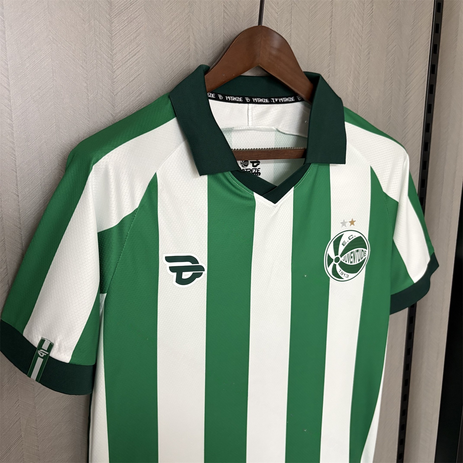 EC Juventude 25-26 Home Unsponsored Green And White Jersey - Fans Version - UnitedFutballJersey