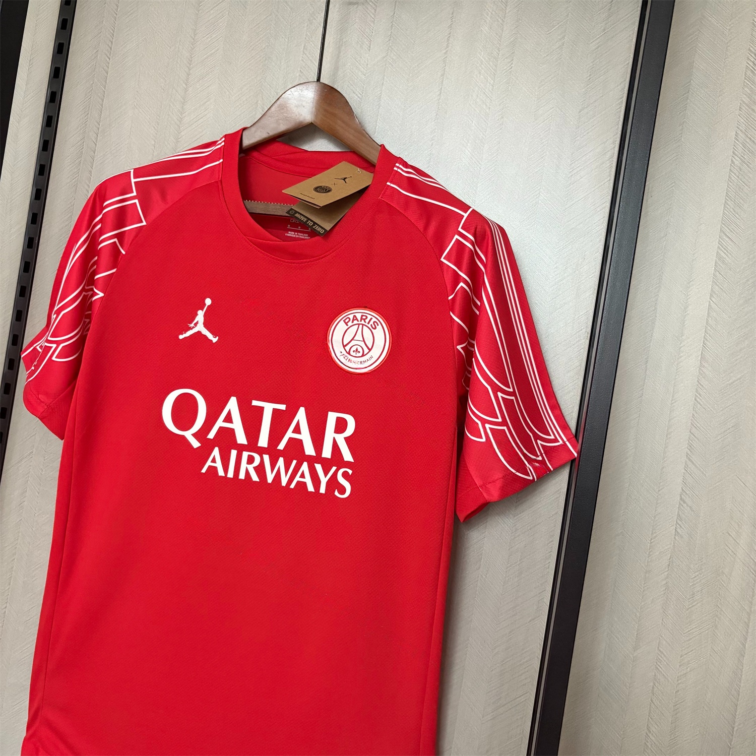 Paris Saint-Germain PSG 25-26 Red Training Jersey - Fans Version - UnitedFutballJersey