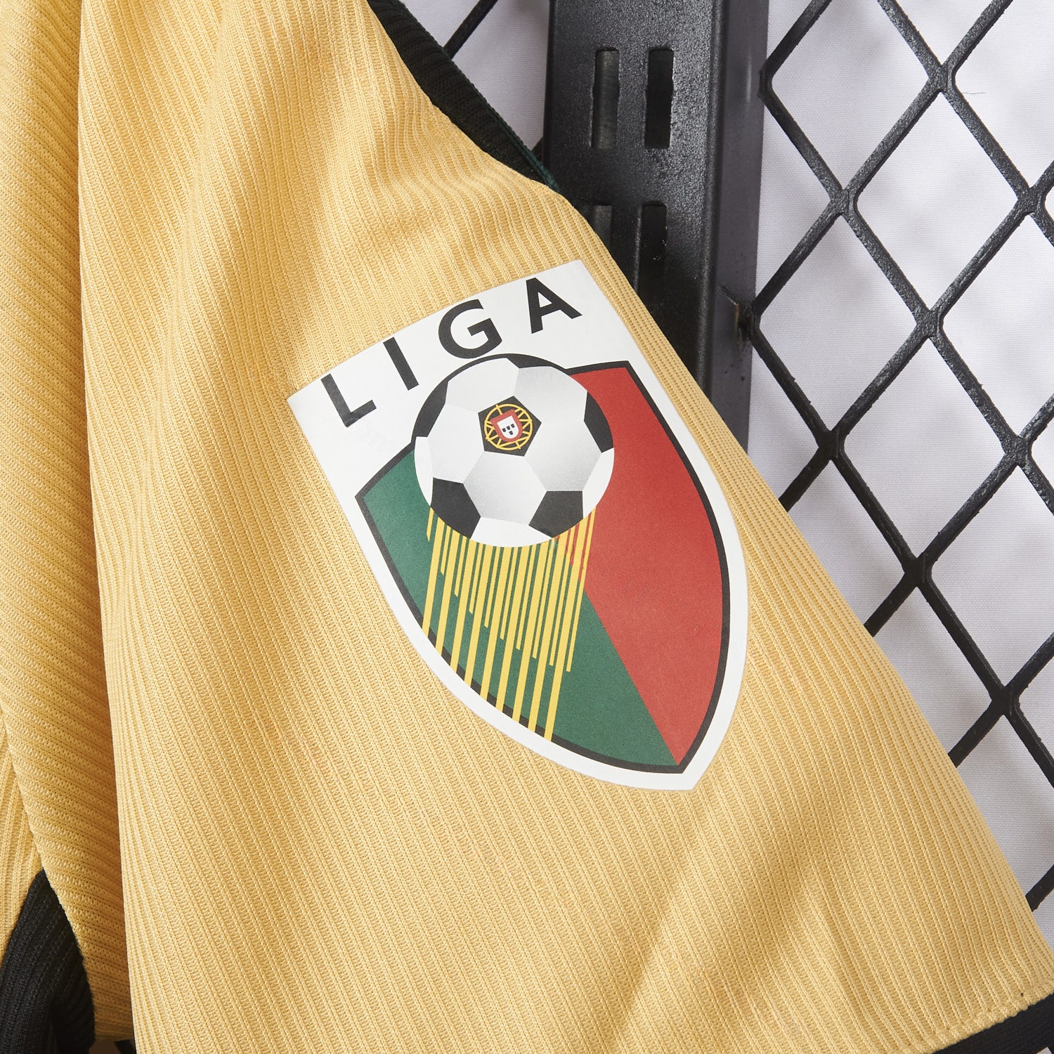 Retro Sporting CP 03-04 Away Jersey - UnitedFutballJersey
