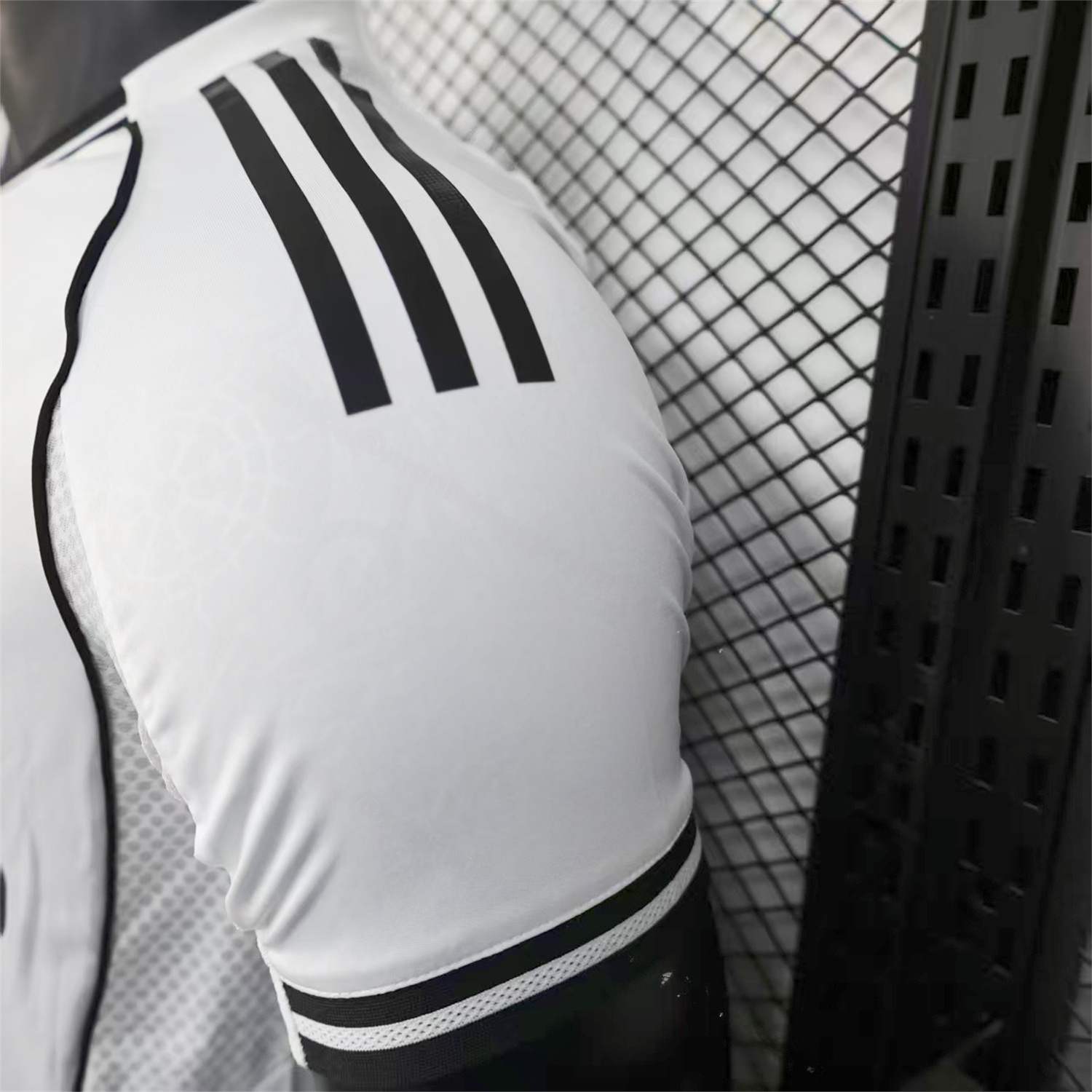 Fulham 25-26 Home Jersey - Player Version - UnitedFutballJersey
