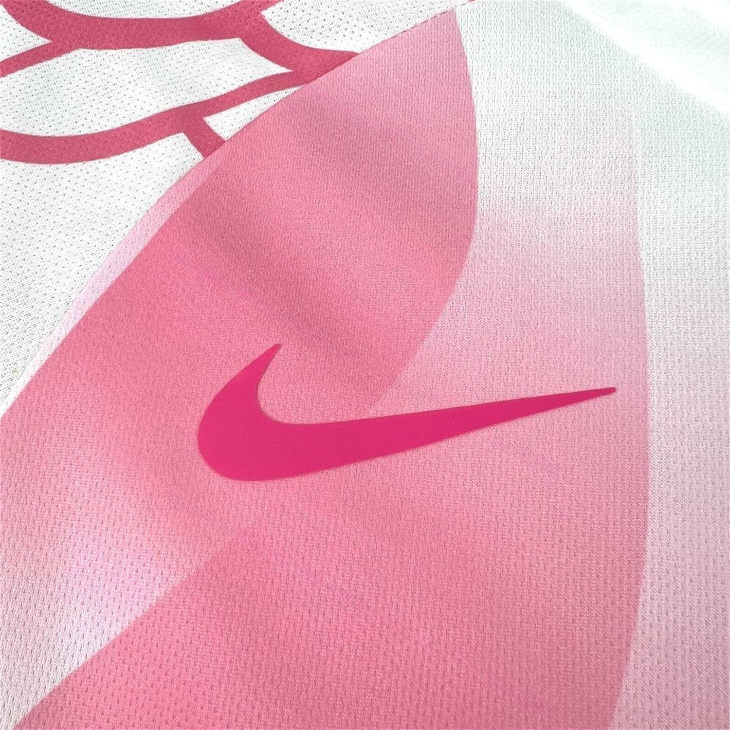 Barcelona 25-26 Pink And White Special Jersey - Fans Version - UnitedFutballJersey
