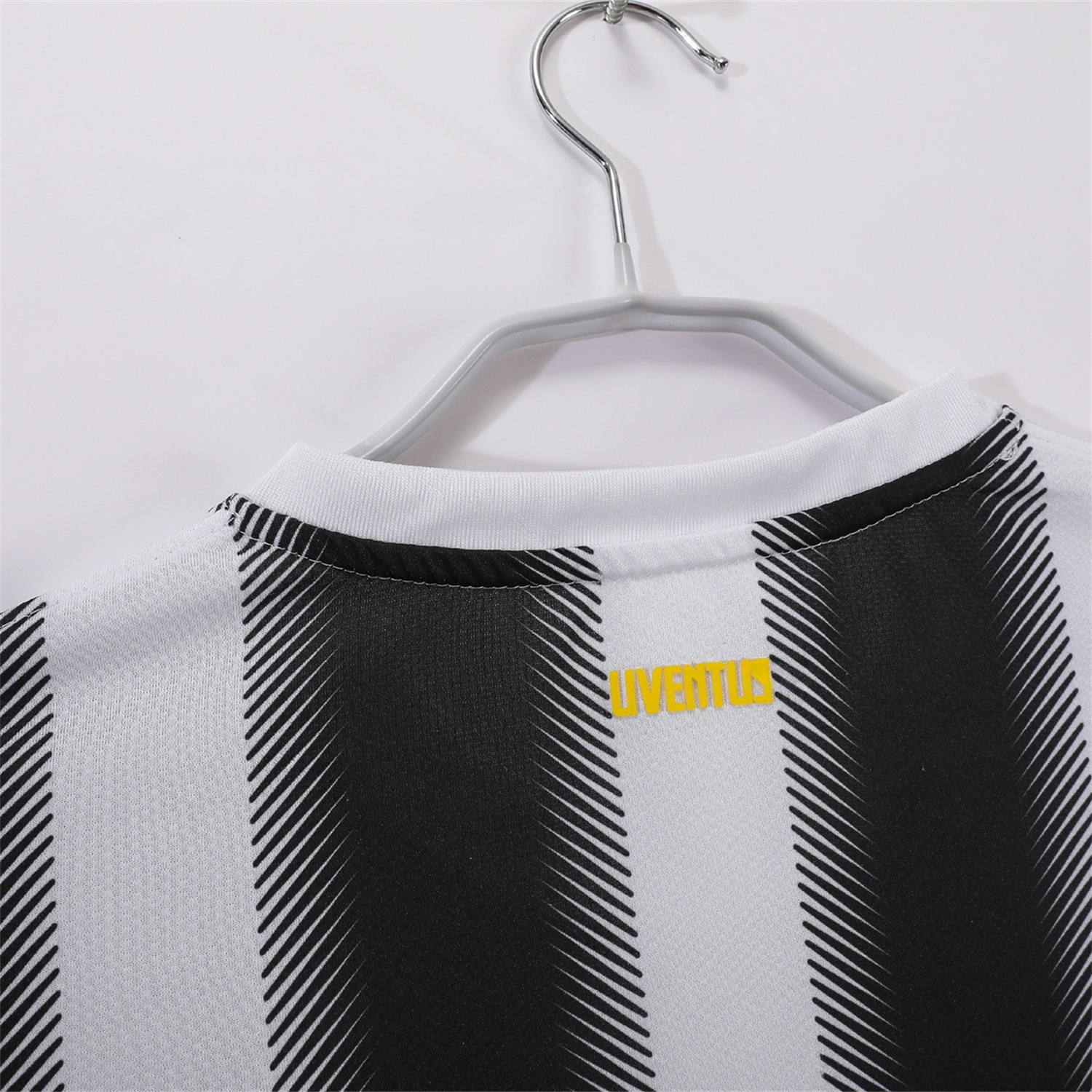 Retro Juventus 2011-12 Home Jersey - UnitedFutballJersey